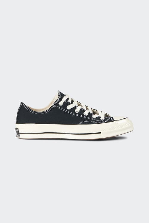 Converses on sale noires basses
