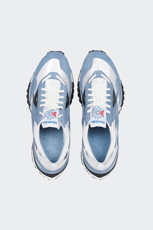 Baskets Bleu