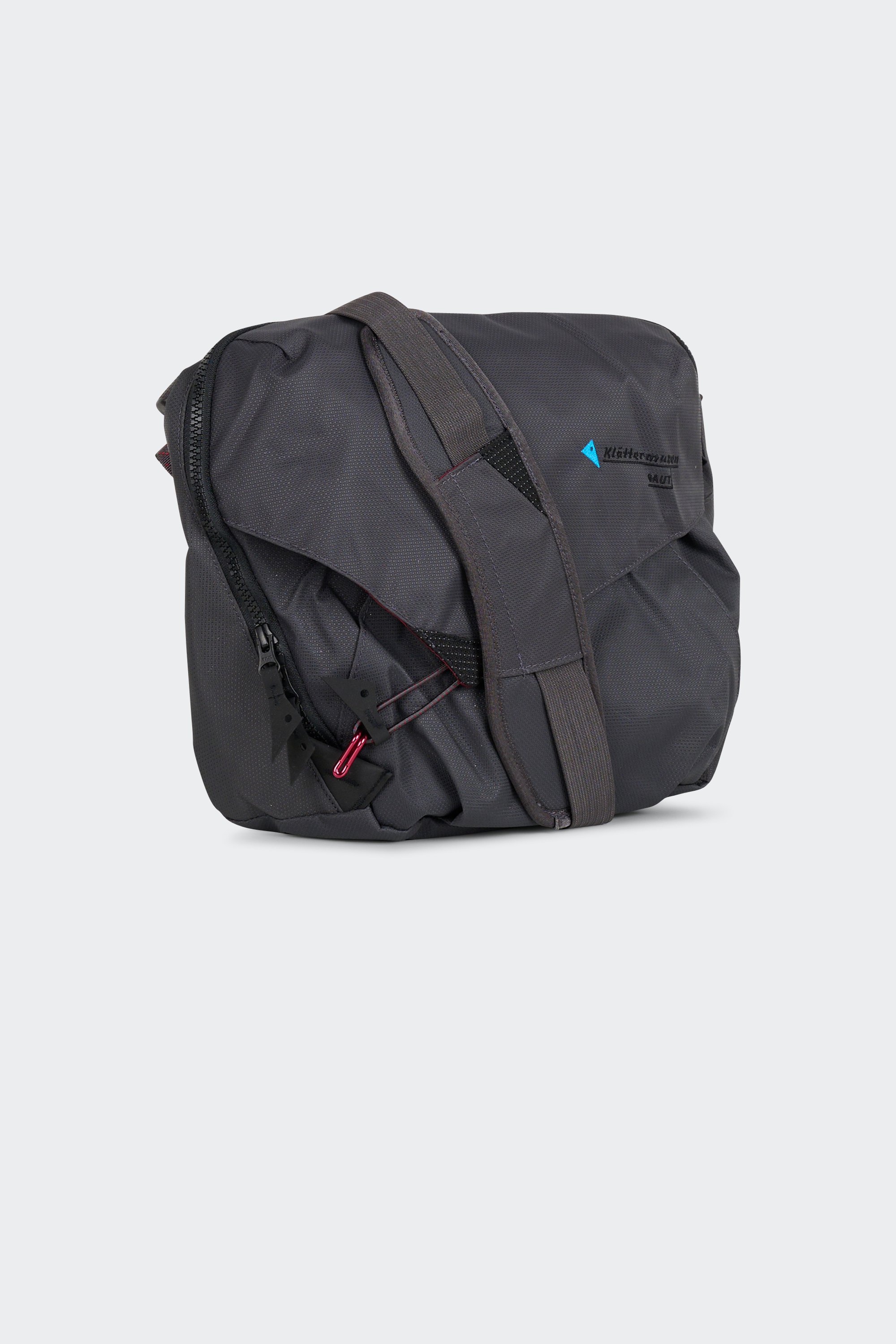 Baindeminuit shoulder bag | Black by KLATTERMUSEN Baindeminuit shoulder bag Black