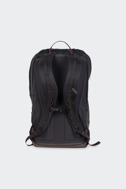 KLATTERMUSEN Sac à dos Noir