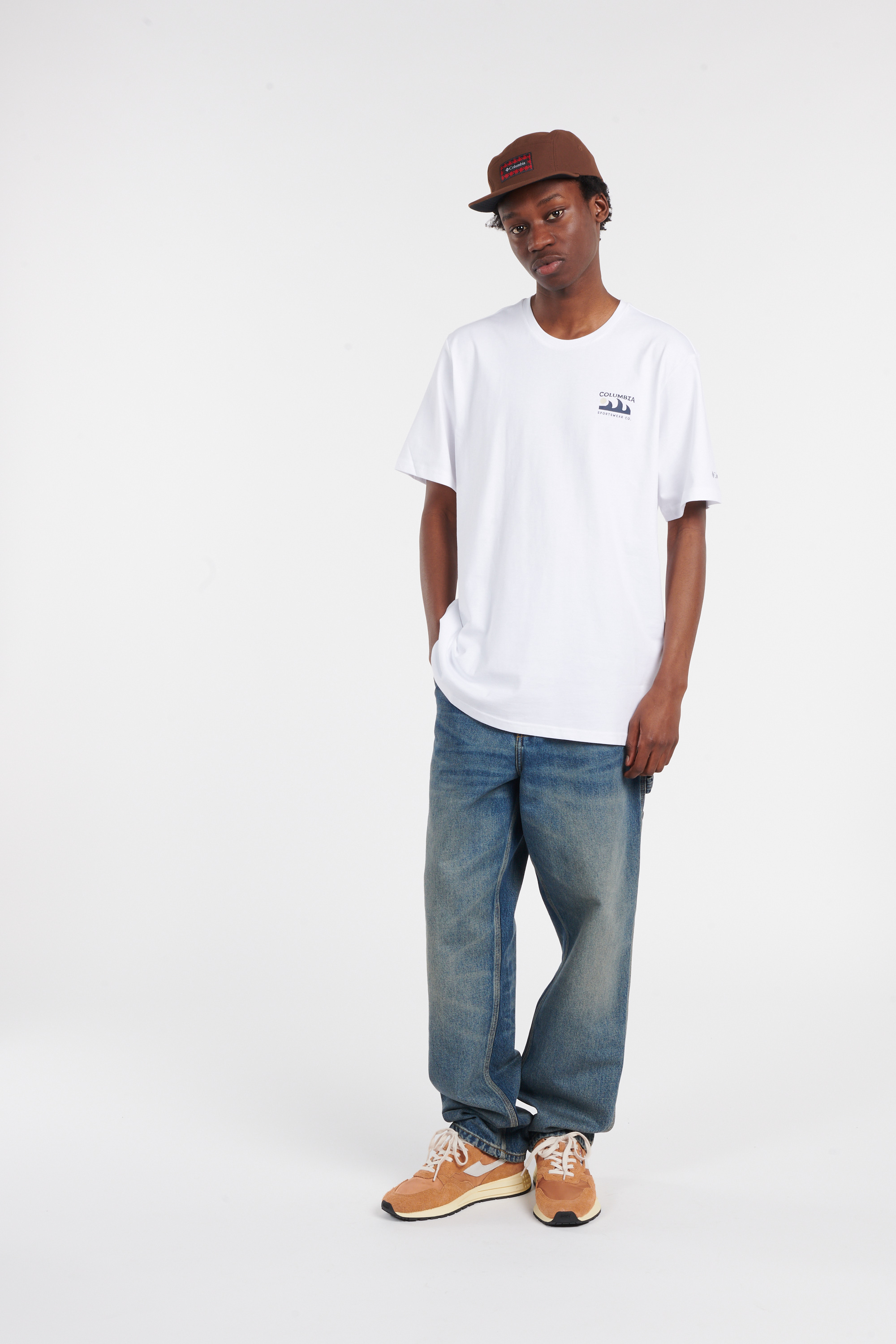 T-shirt White