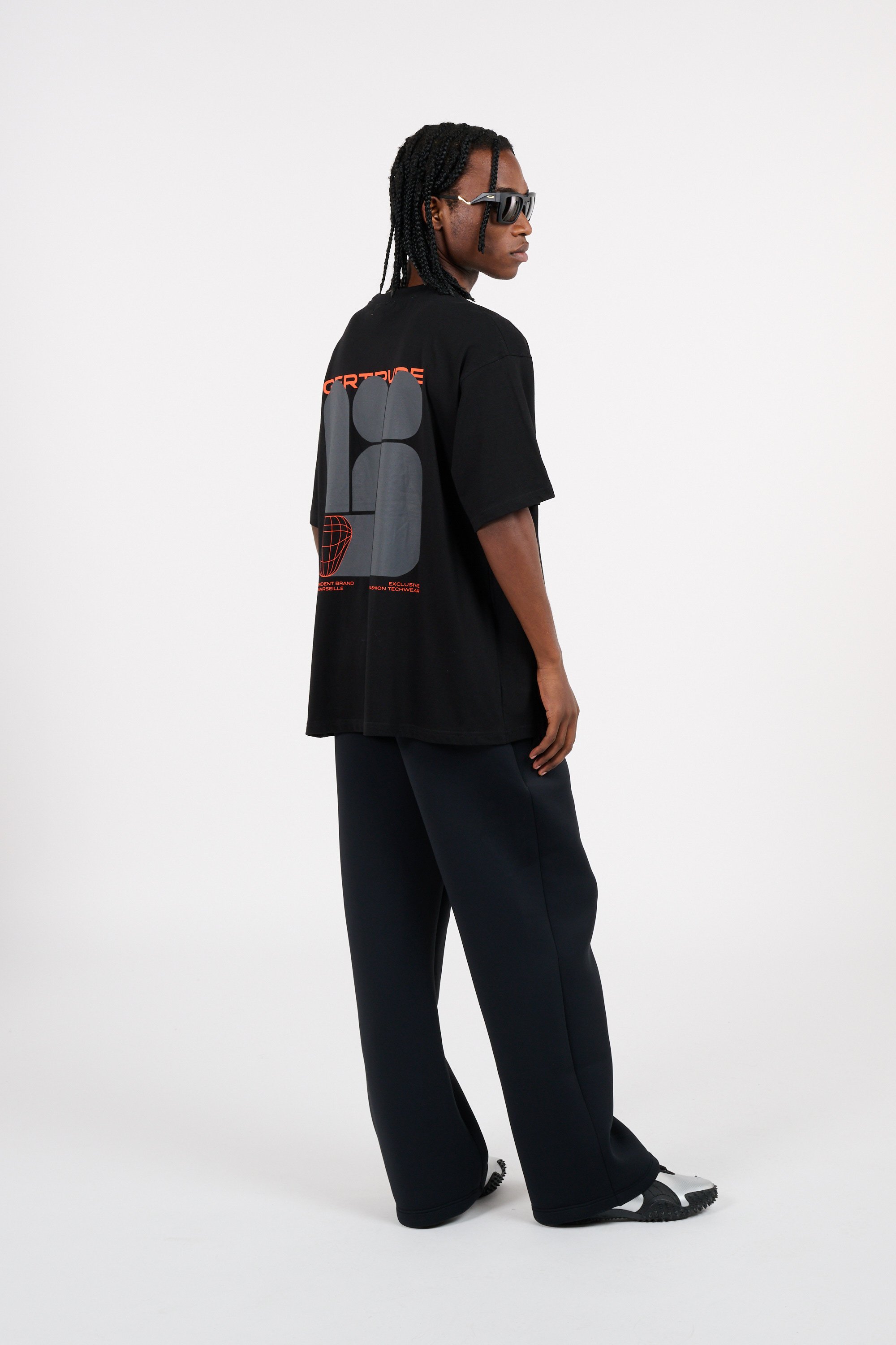 T-shirt | Noir by GERTRUDE T-shirt Noir