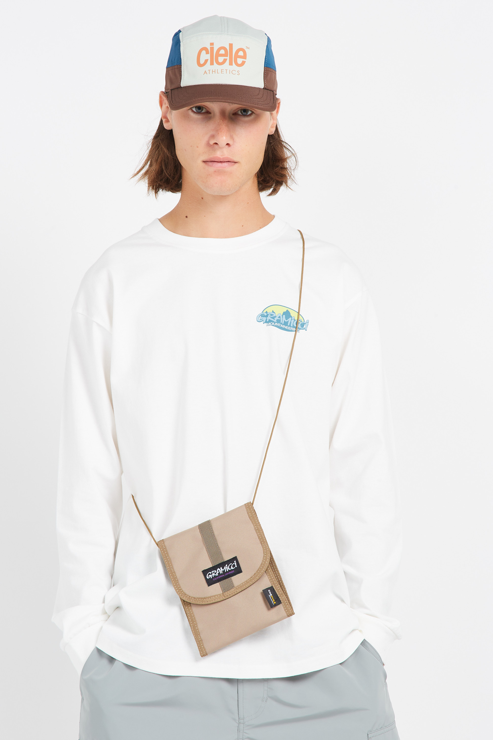 pochette Beige