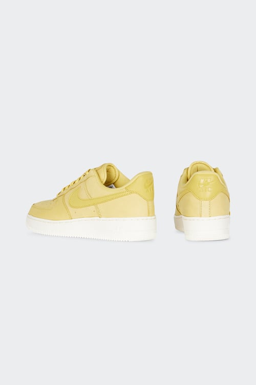NIKE Baskets Jaune