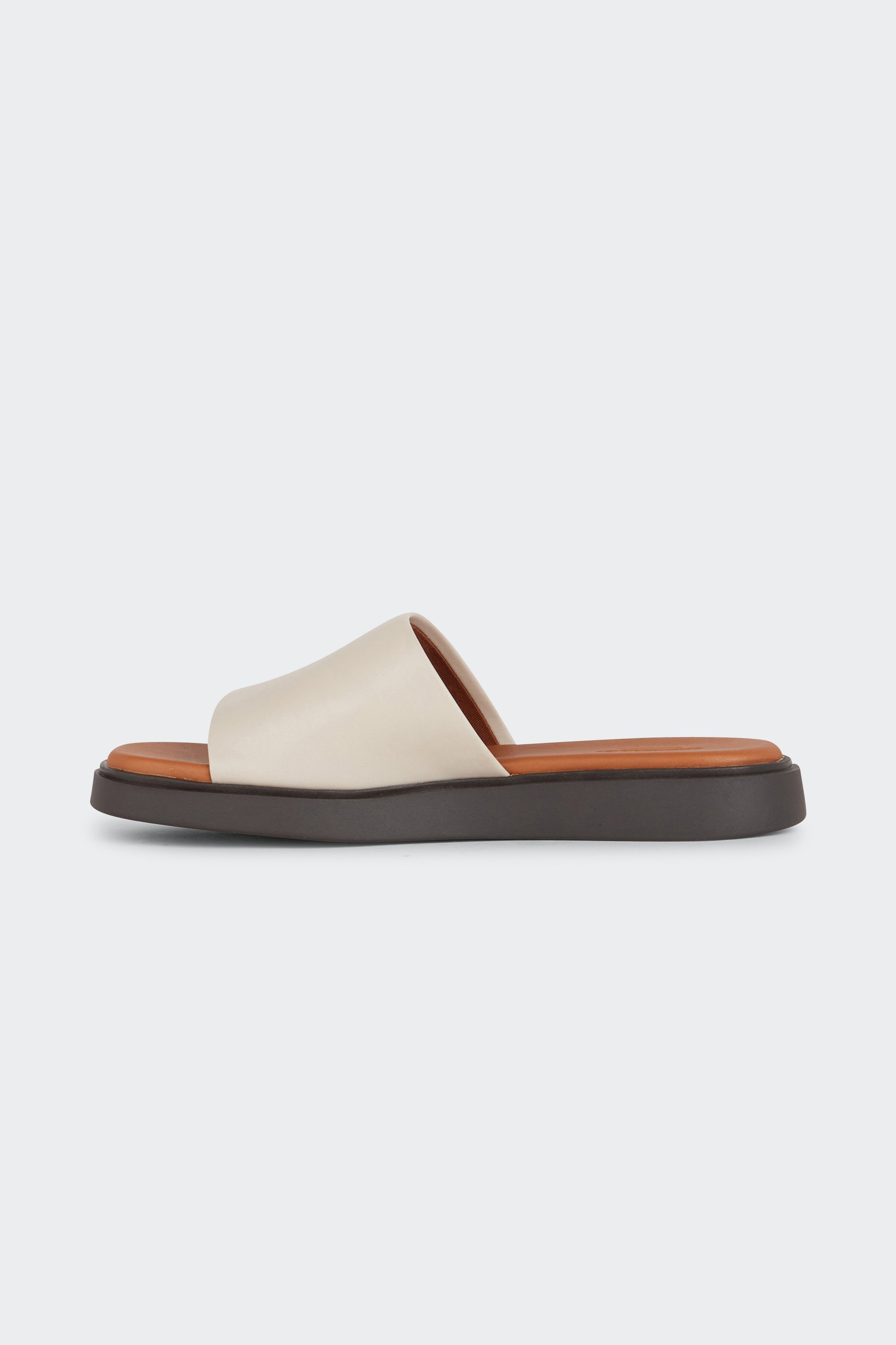 Flat furry sheepskin sandals | White by VAGABOND SHOEMAKERS Flat furry sheepskin sandals White