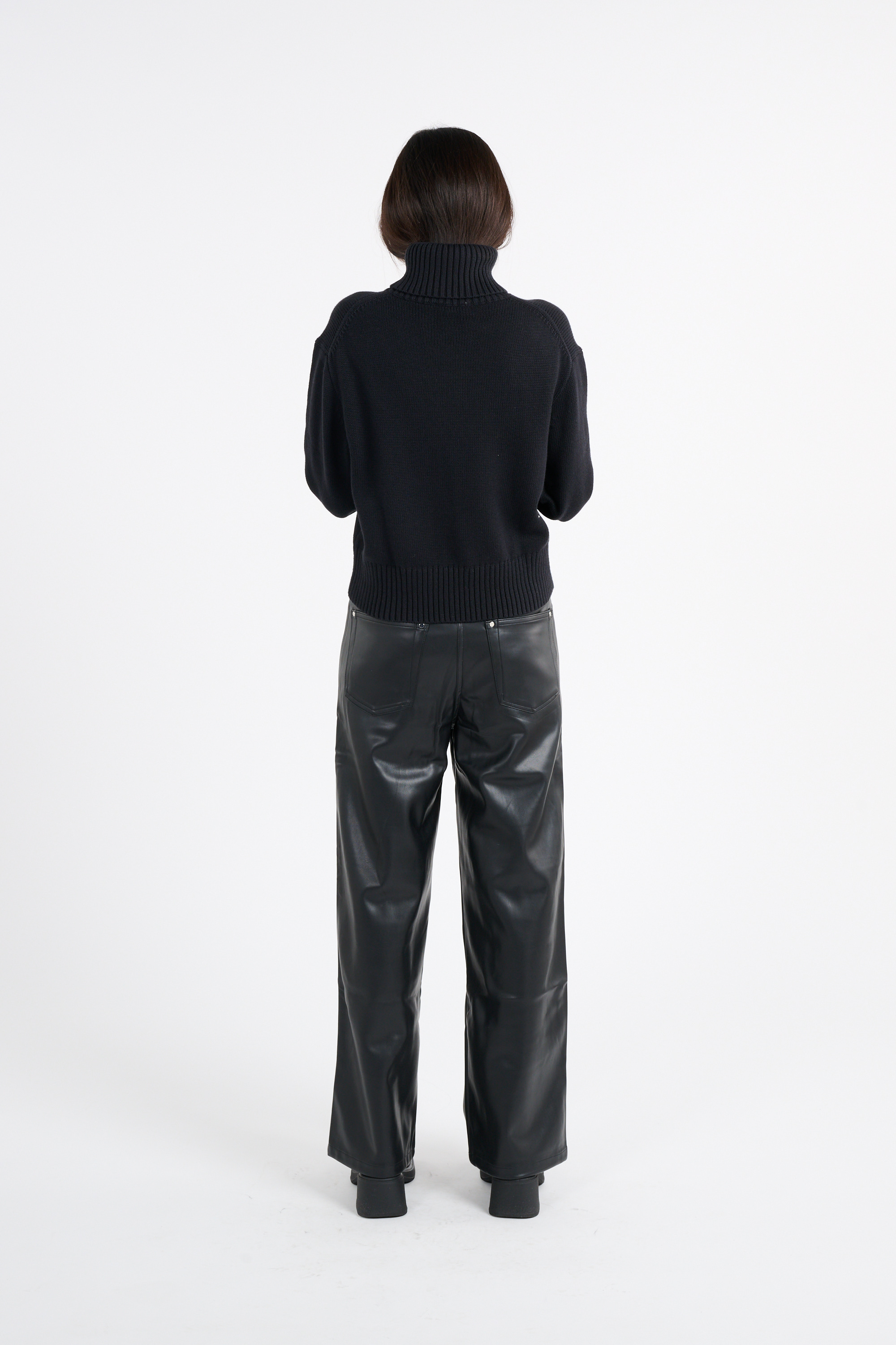 Heeled leather mid-calf boots Black