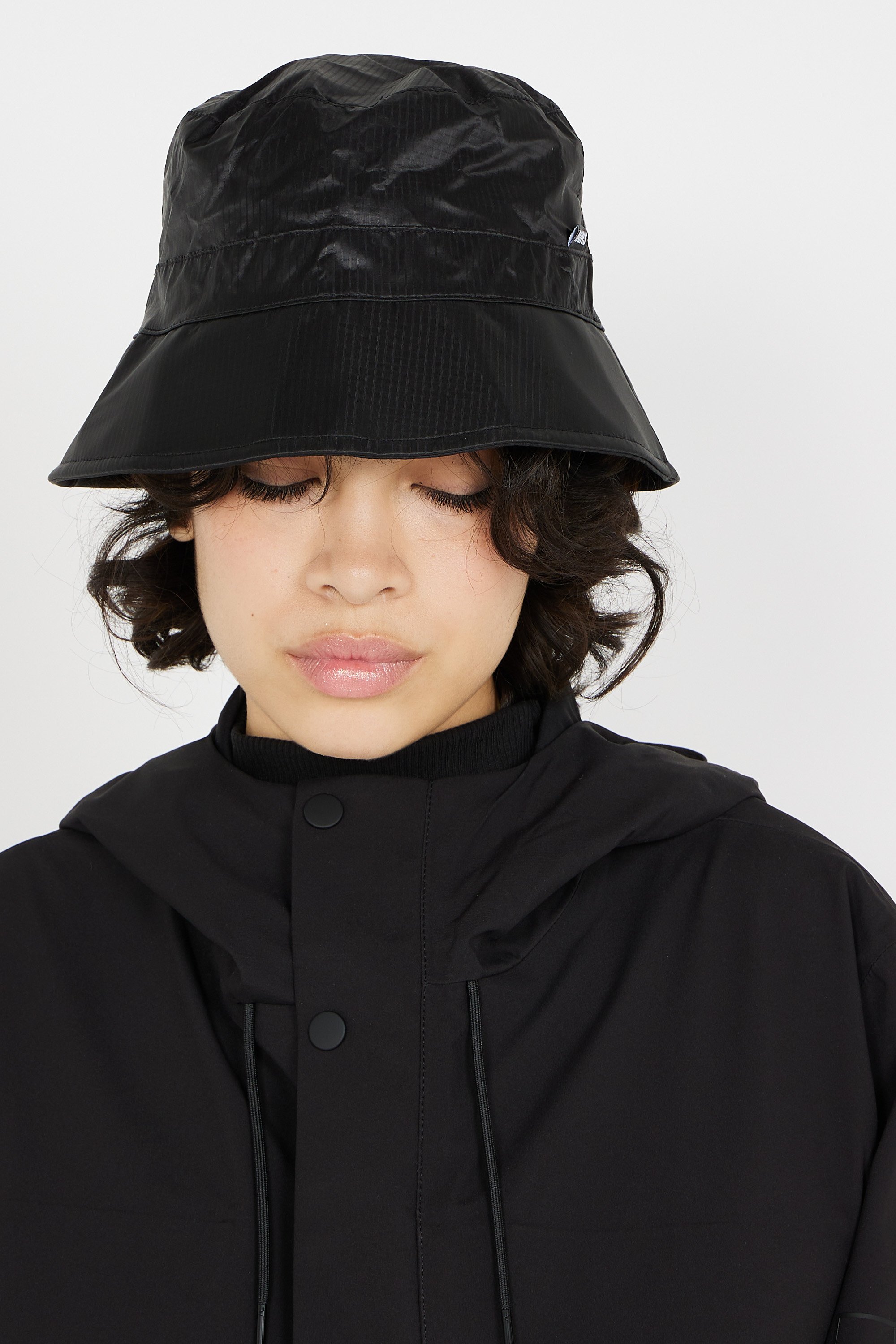 Bobs | Noir by RAINS Bobs Noir