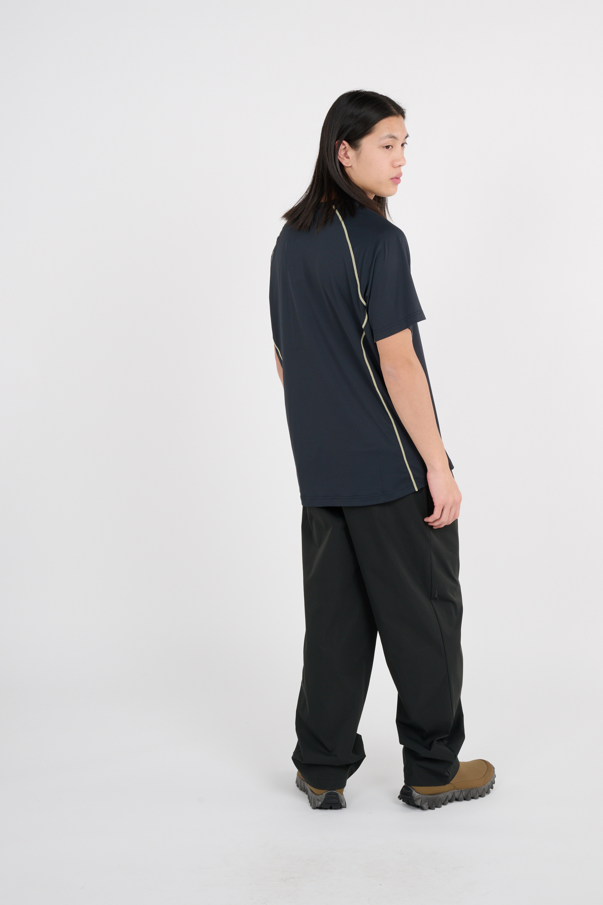 Regular-fit round-neck cotton T-shirt Black