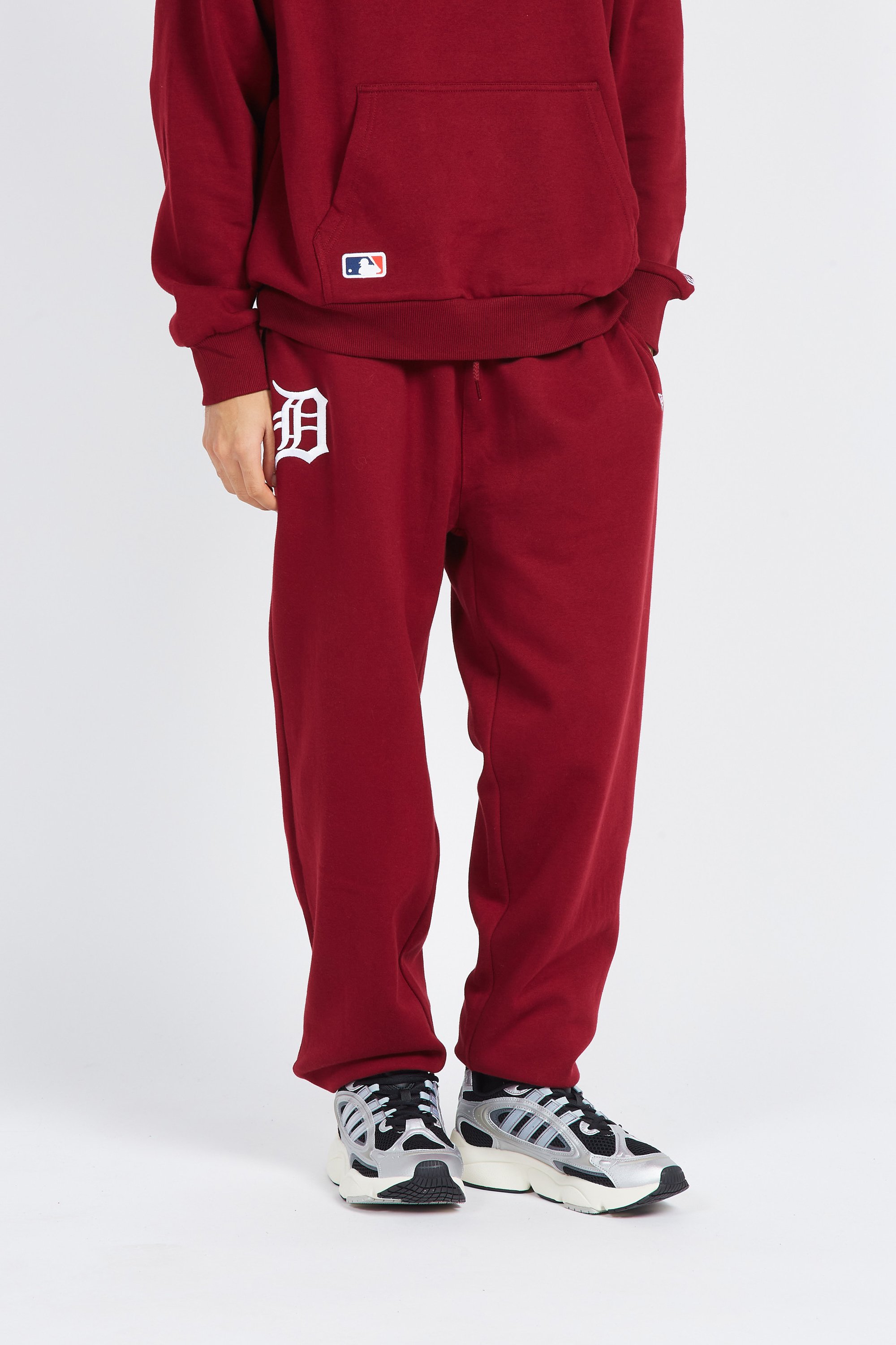 Joggers | Red by NEW ERA Joggers Red