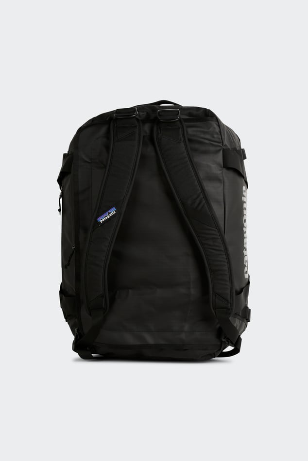 patagonia men's weekender bag Black Hole Wheeled Duffel 40 Liter Smolder Blue Padded base protects the contents of the duffel from rough terrain and hard knocks Patagonia Black Hole Duffel 40L