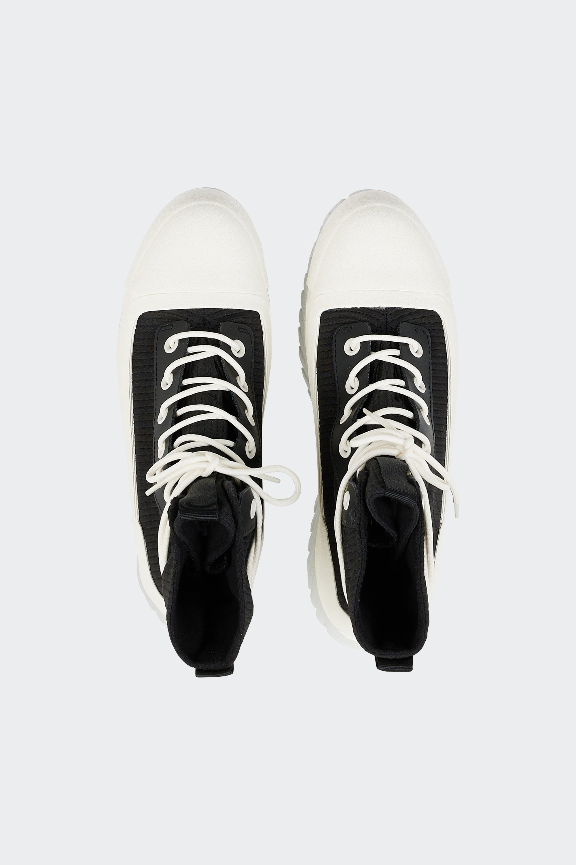 Sneakers | Black by CONVERSE Sneakers Black