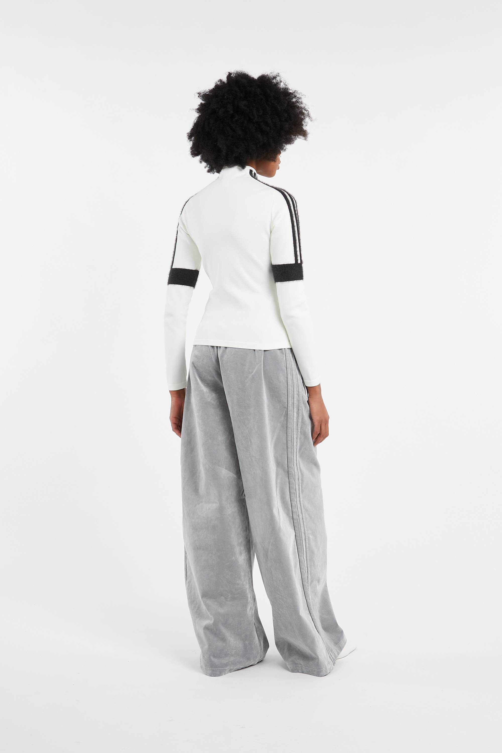 Regular-fit round-neck cotton T-shirt Beige