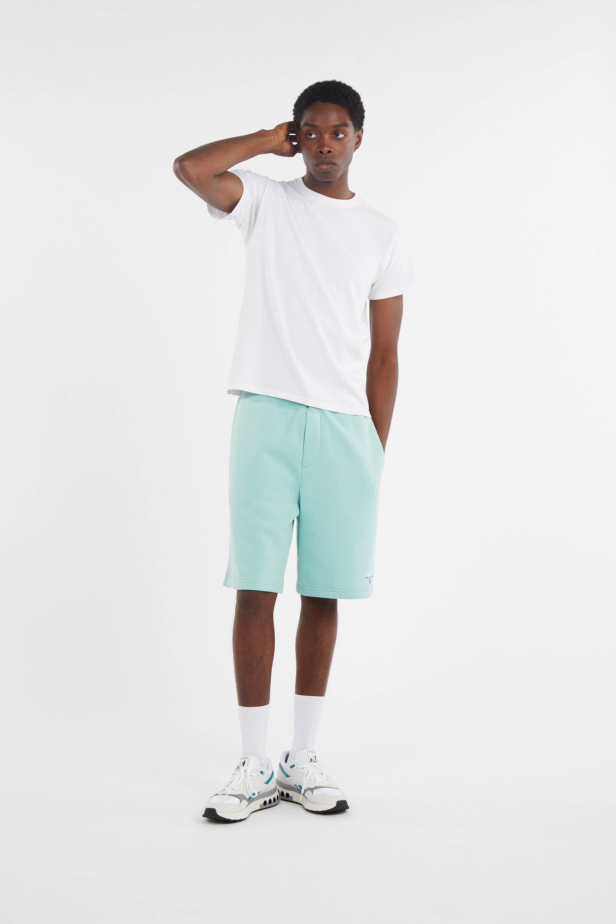Short Vert