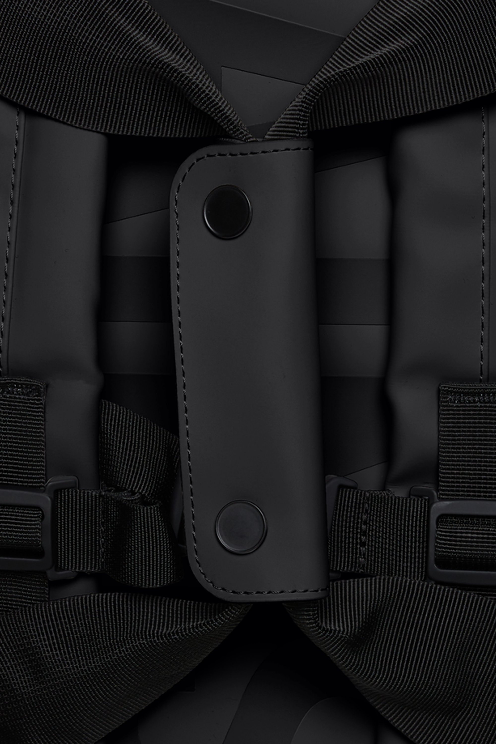 Travel bag | Black by RAINS Travel bag Black