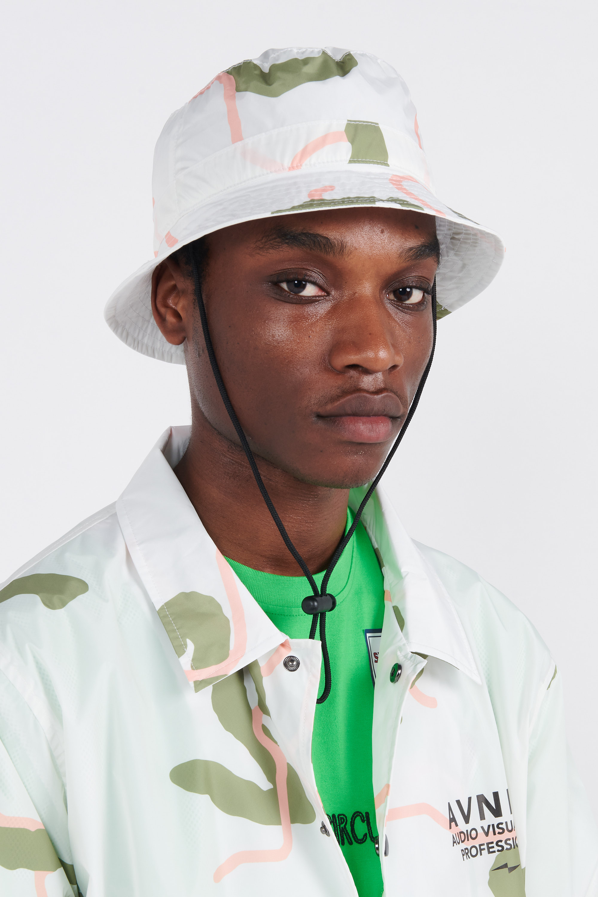 Bucket hat White