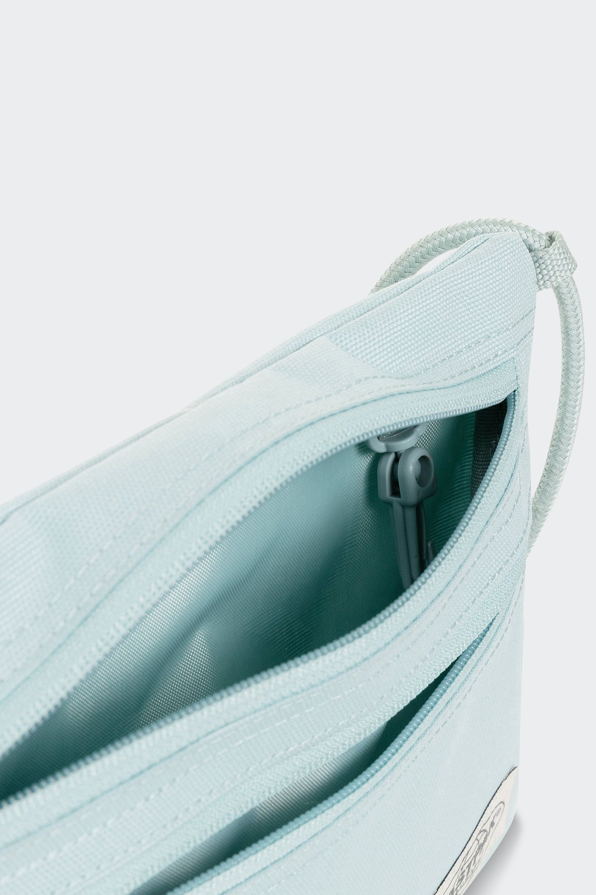 Pochette | Bleu by EASTPAK Pochette Bleu