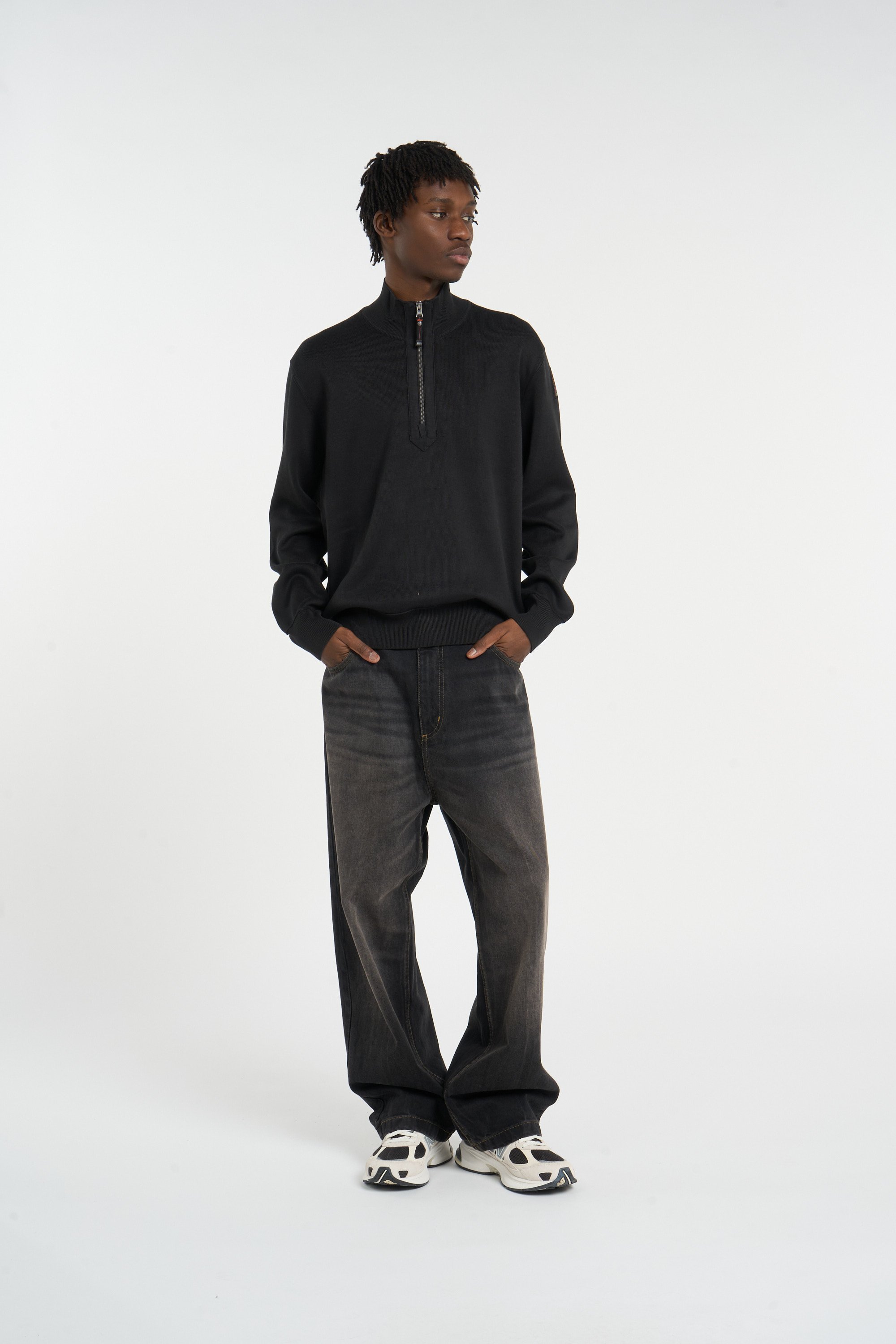 Sweater PARAJUMPERS Black