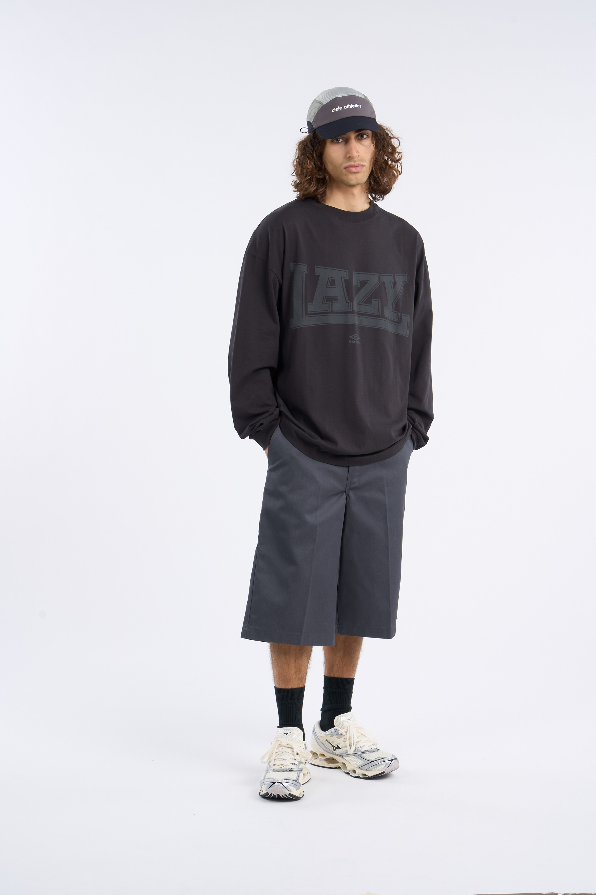 Regular-fit round-neck cotton T-shirt Black