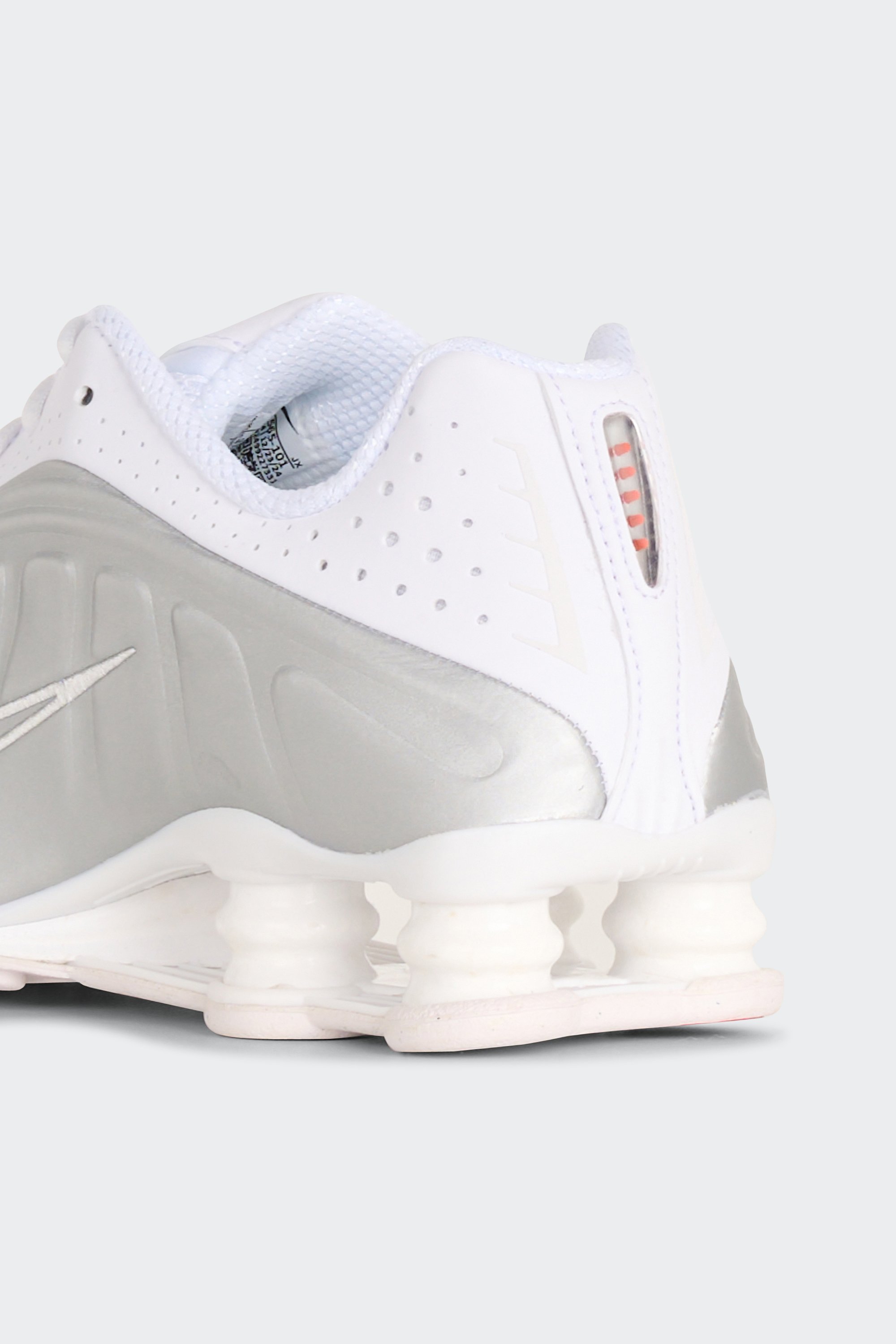 Baskets | Argent by NIKE Baskets Argent