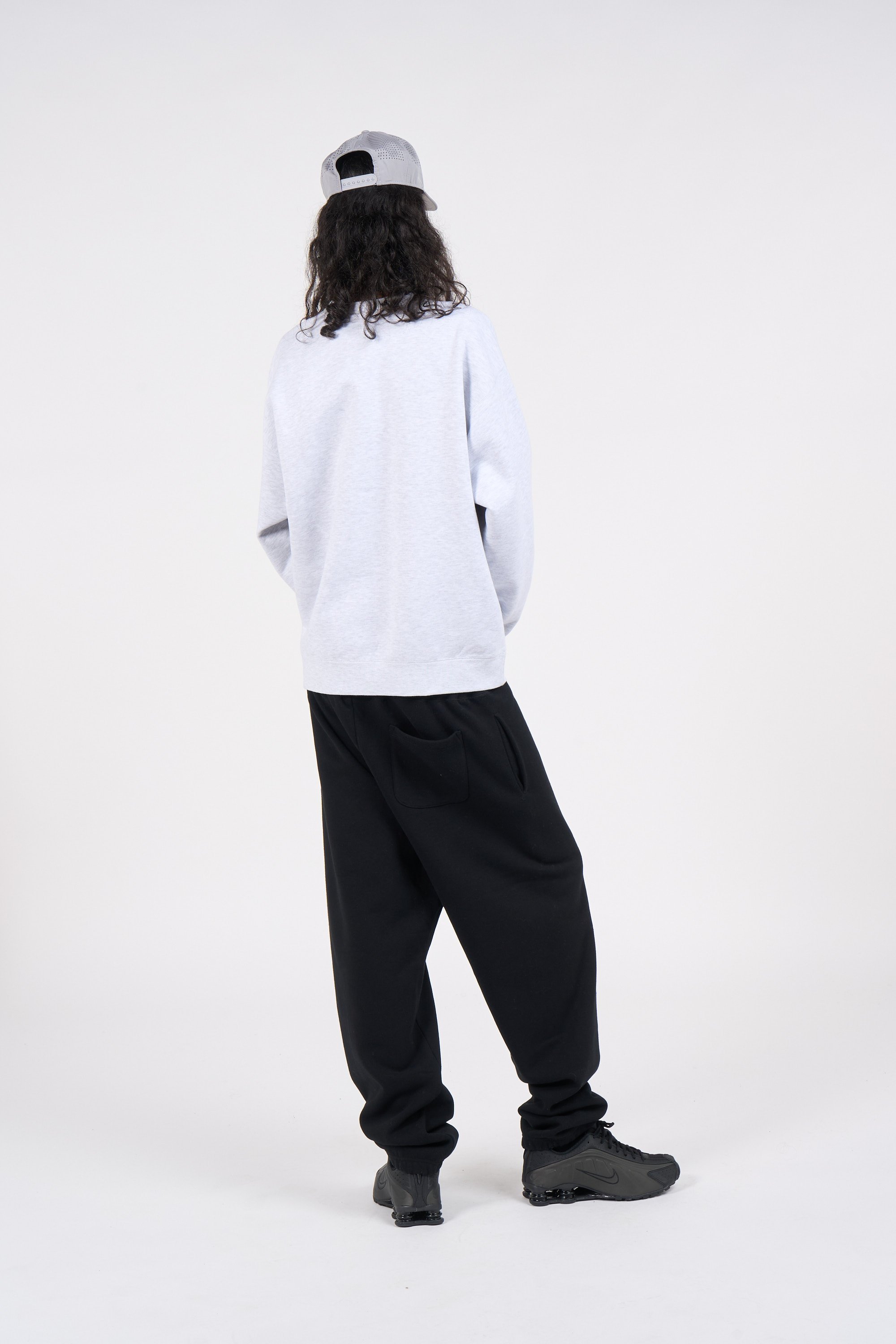 Sweatshirt | Gris by OBEY Sweatshirt Gris