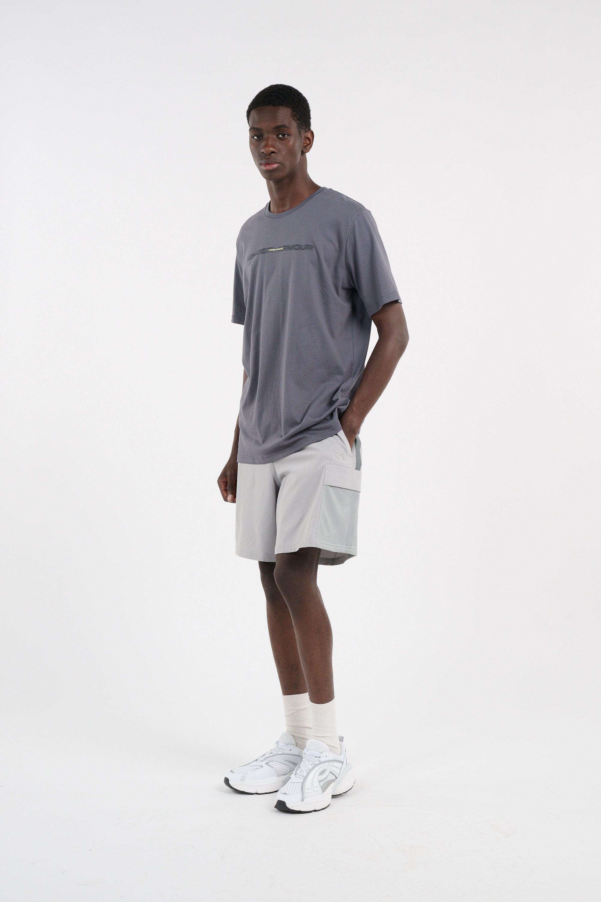 T-shirt UNDER ARMOUR Grey