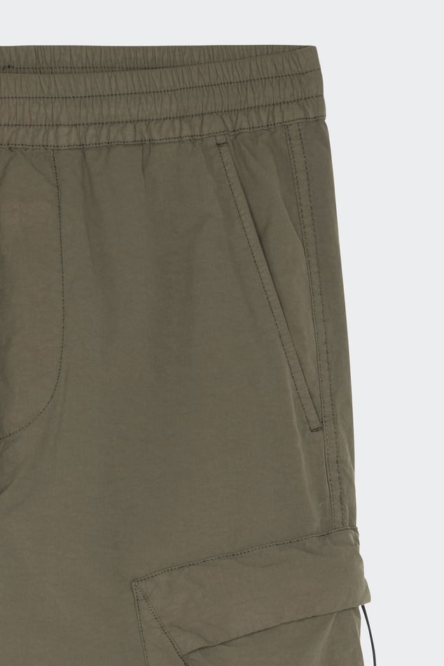 Cargo Pants Flatt Nylon Regular Cargo Pants Green C.p. Cargo Pants Flatt Nylon Regular Cargo Pants Green C.p.
