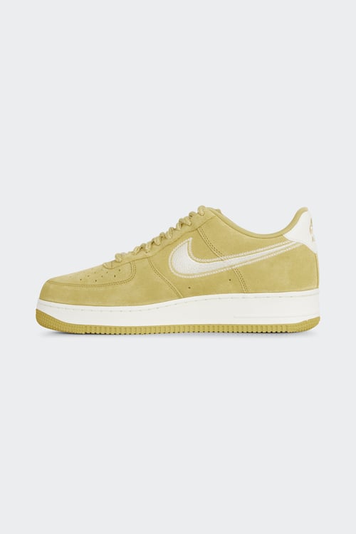 NIKE Sneakers Brown