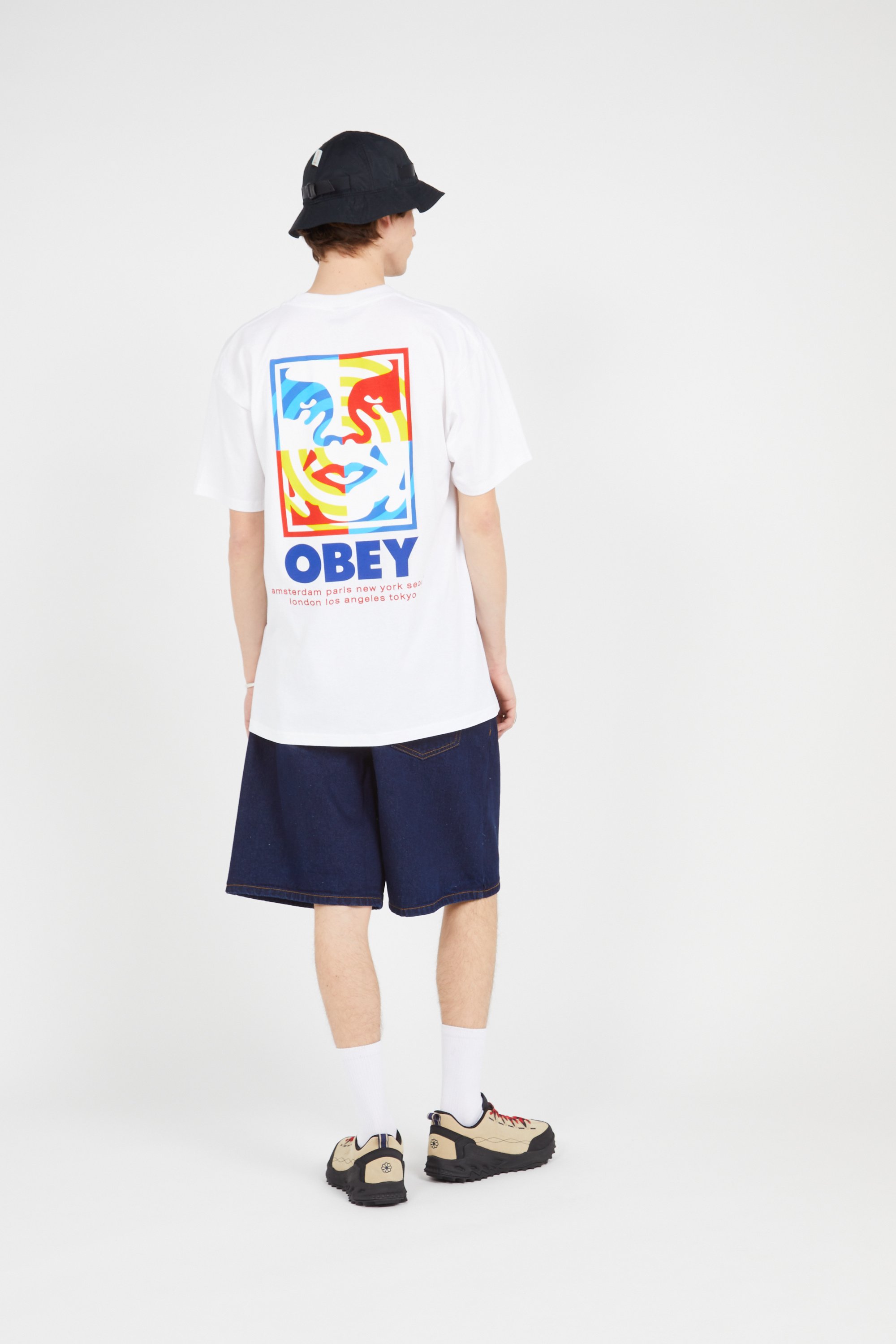 T-shirt White