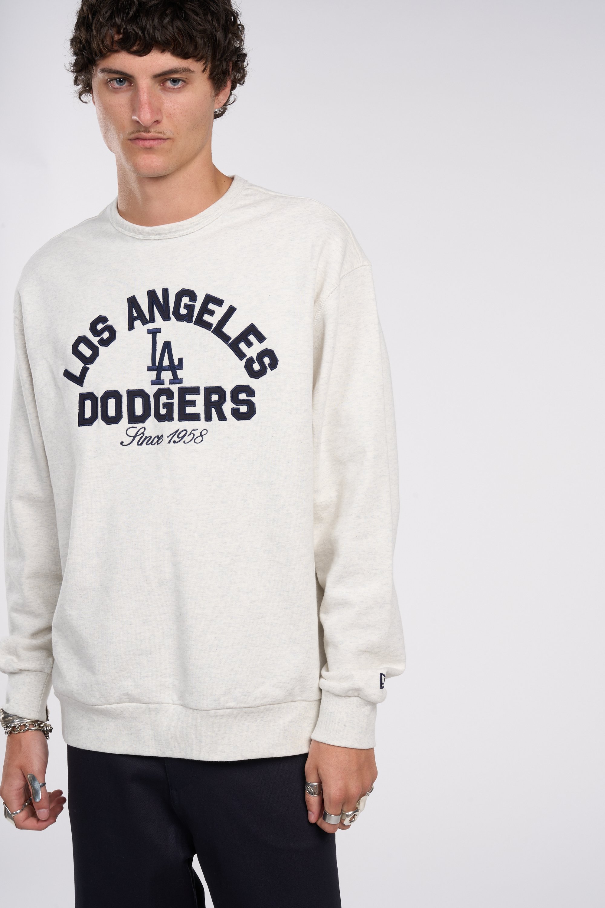 NEW ERA Sweatshirt Gris