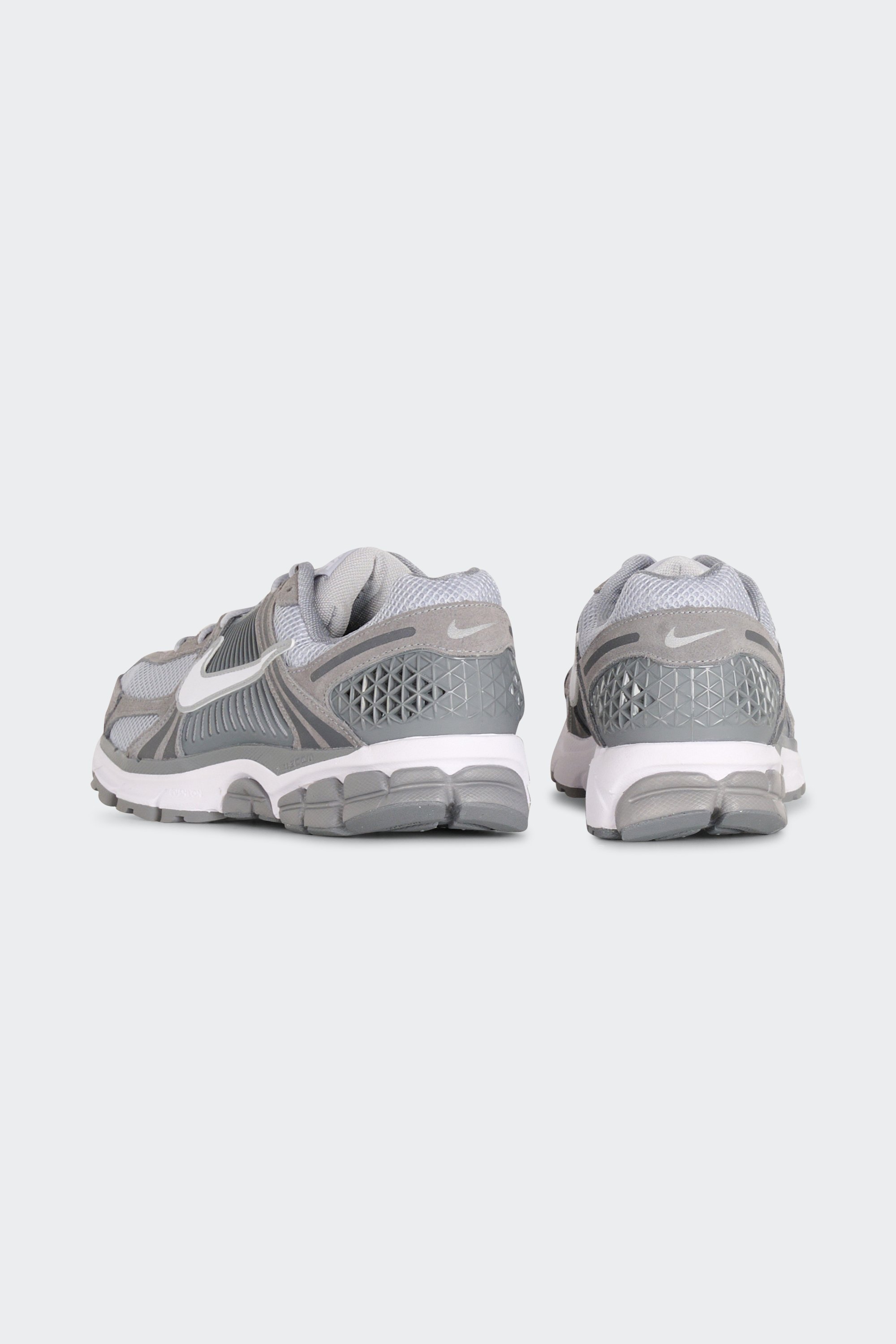 Baskets | Gris by NIKE Baskets Gris
