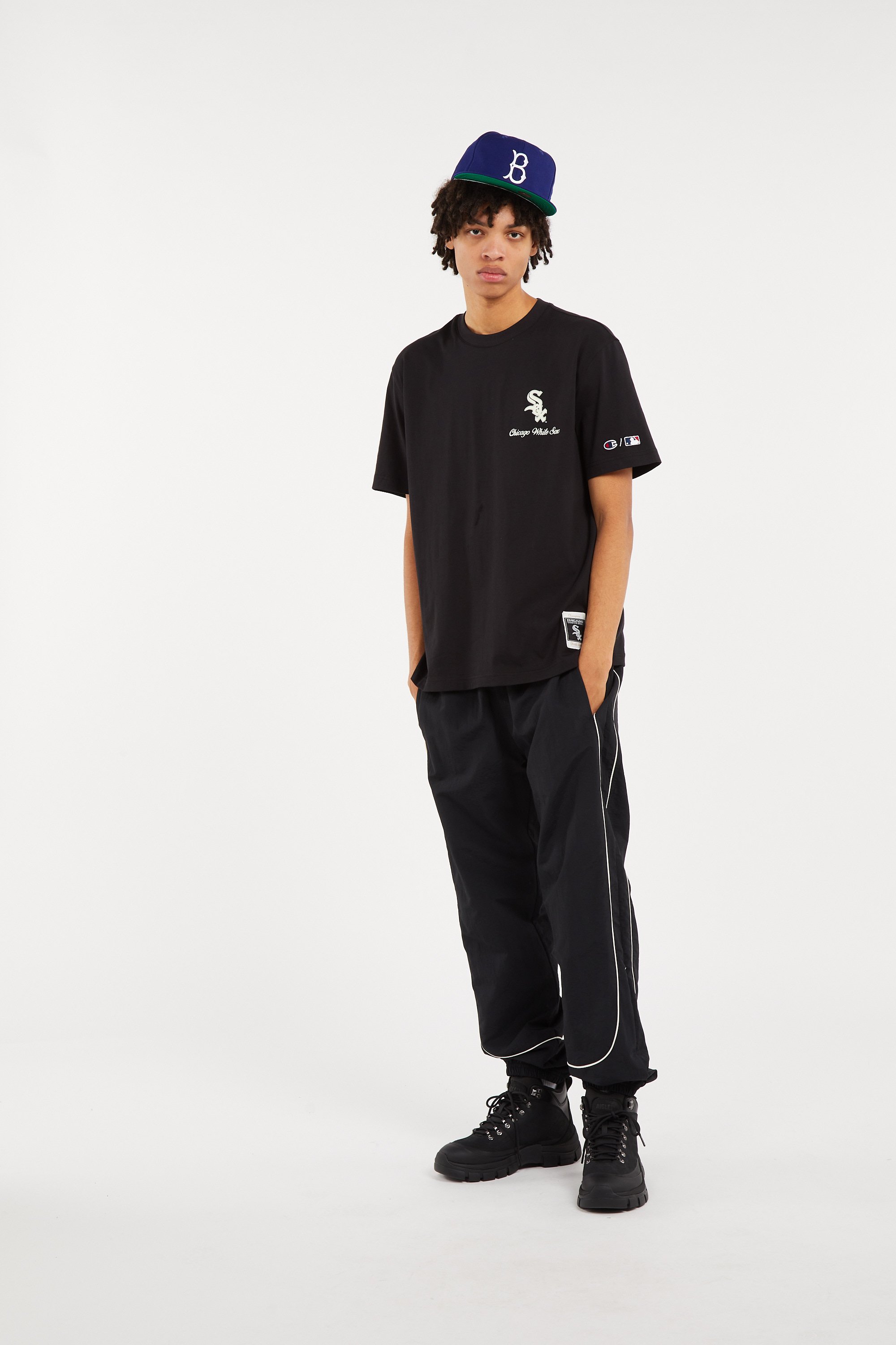 Regular-fit round-neck cotton T-shirt | Black CHAMPION Men