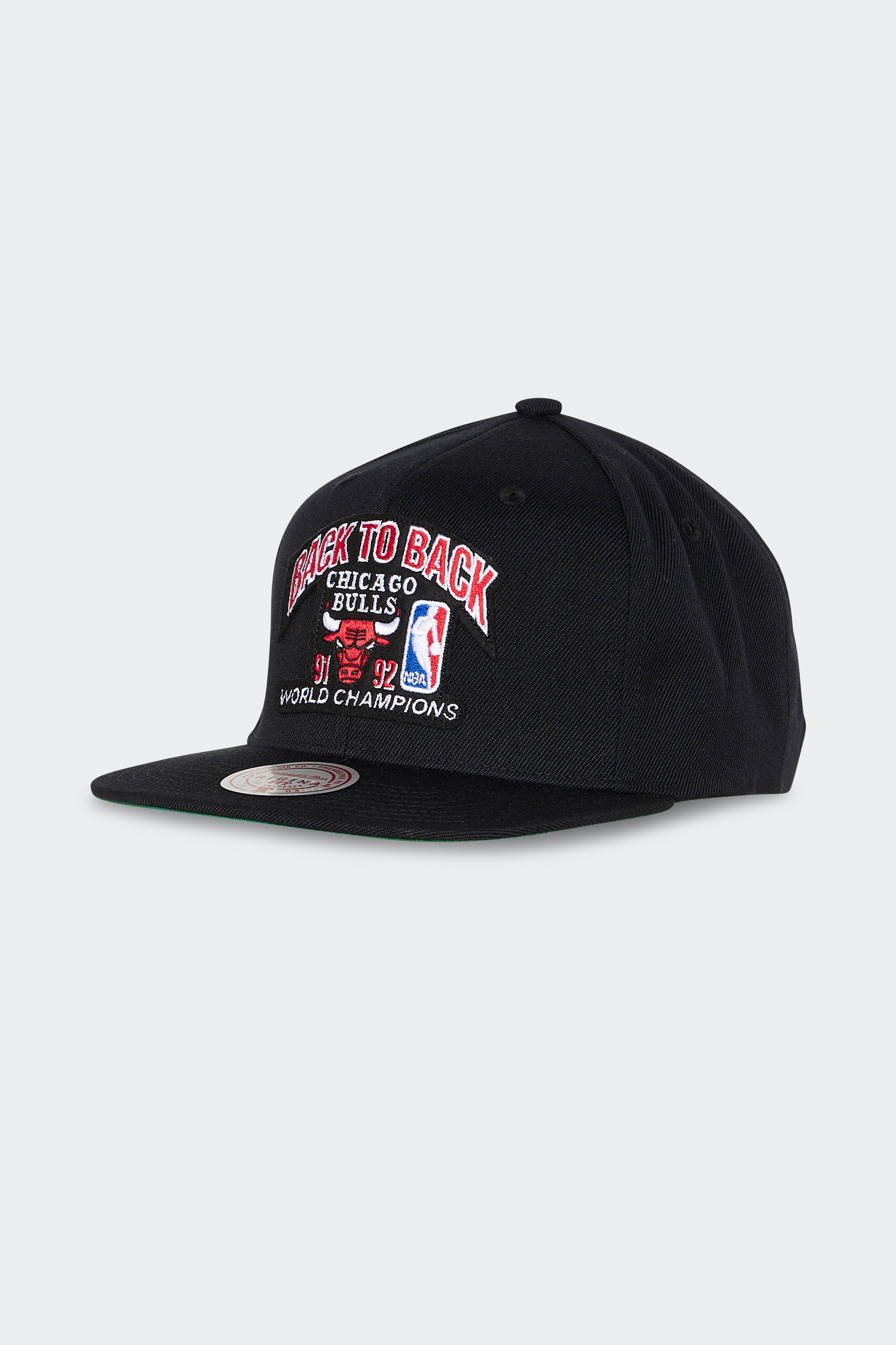 Cap | Black by MITCHELL & NESS Cap Black