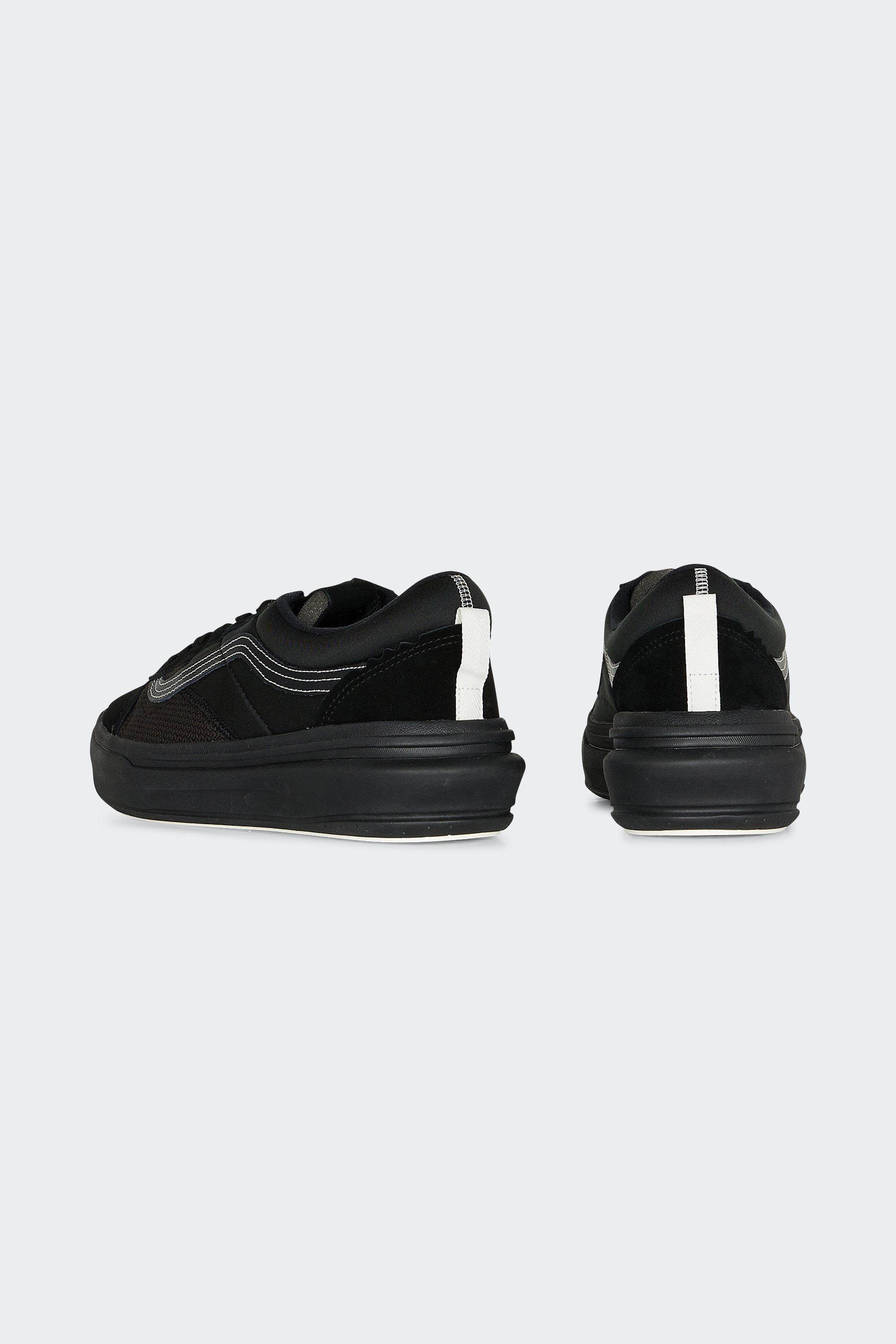 Sneakers | Black by VANS Sneakers Black
