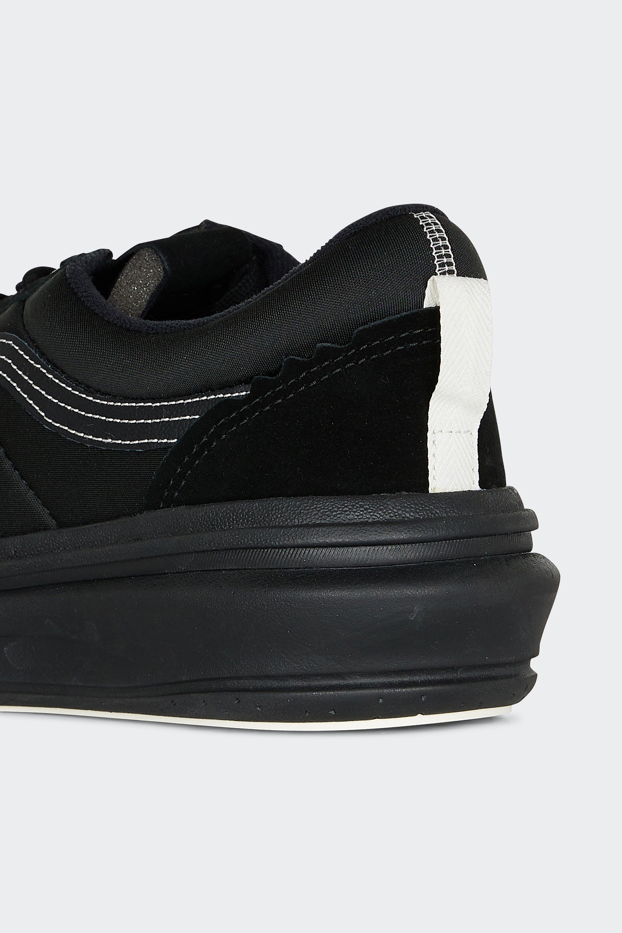 Sneakers | Black by VANS Sneakers Black