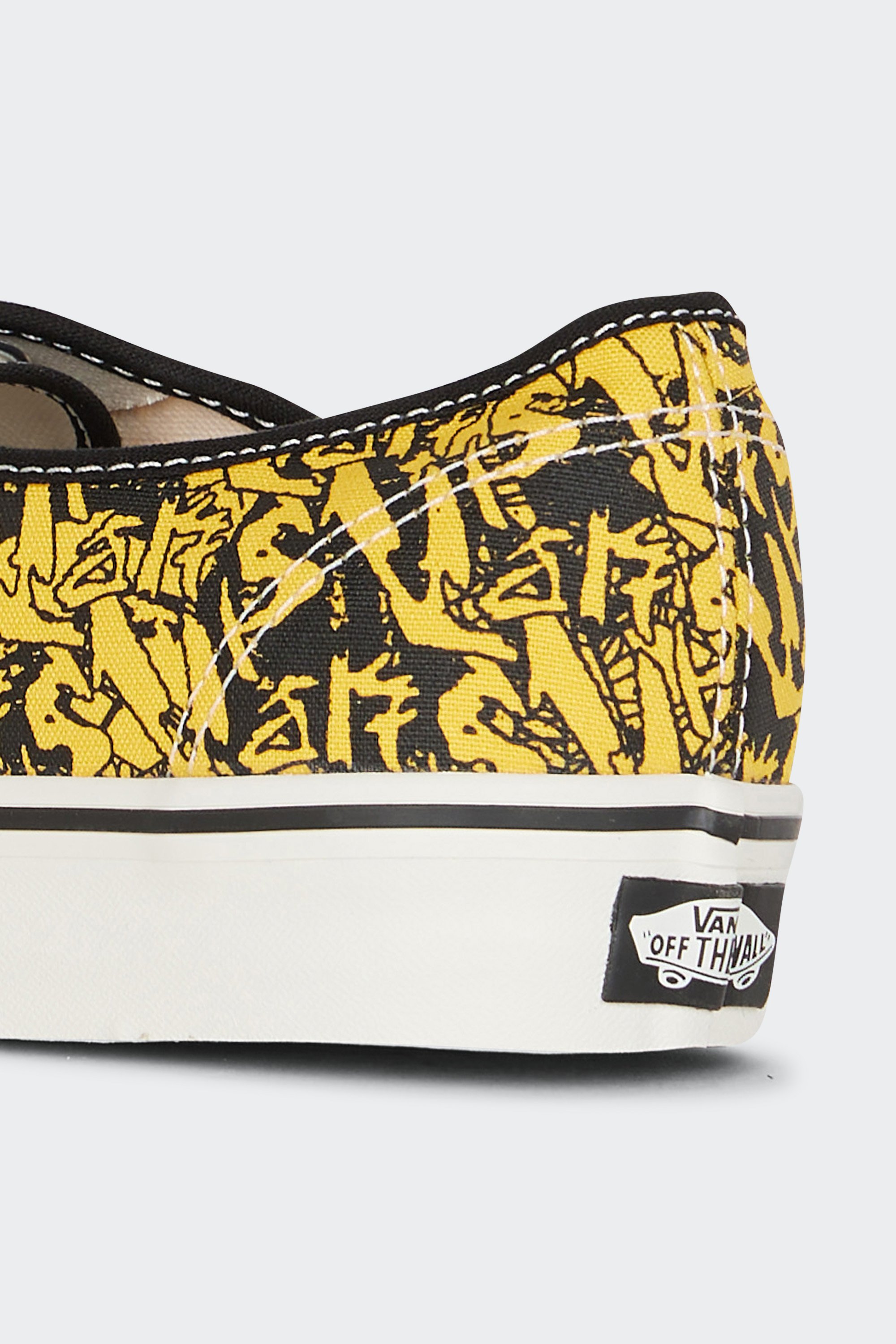 Baskets | Noir by VANS Baskets Noir