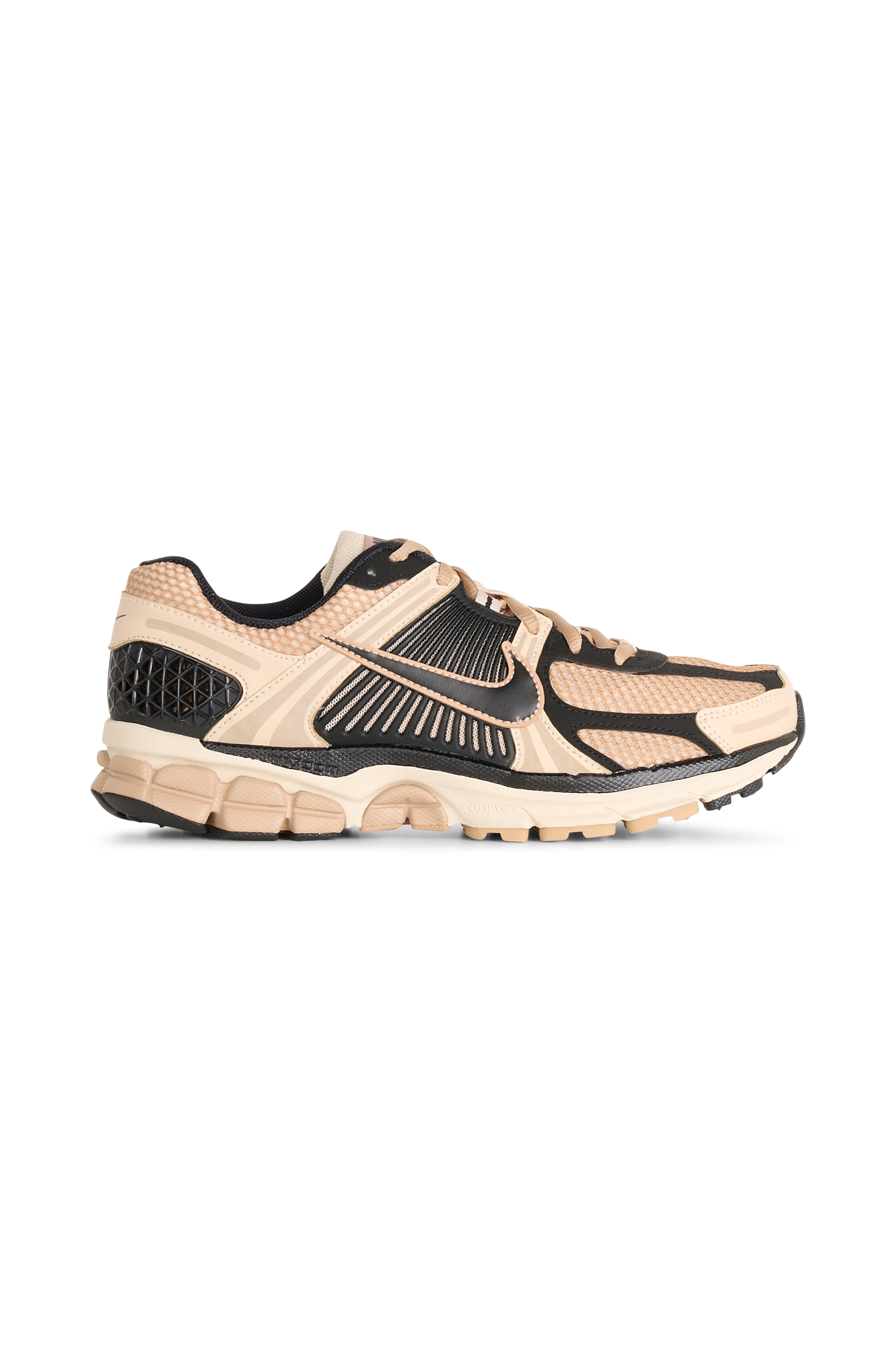 Baskets NIKE Beige