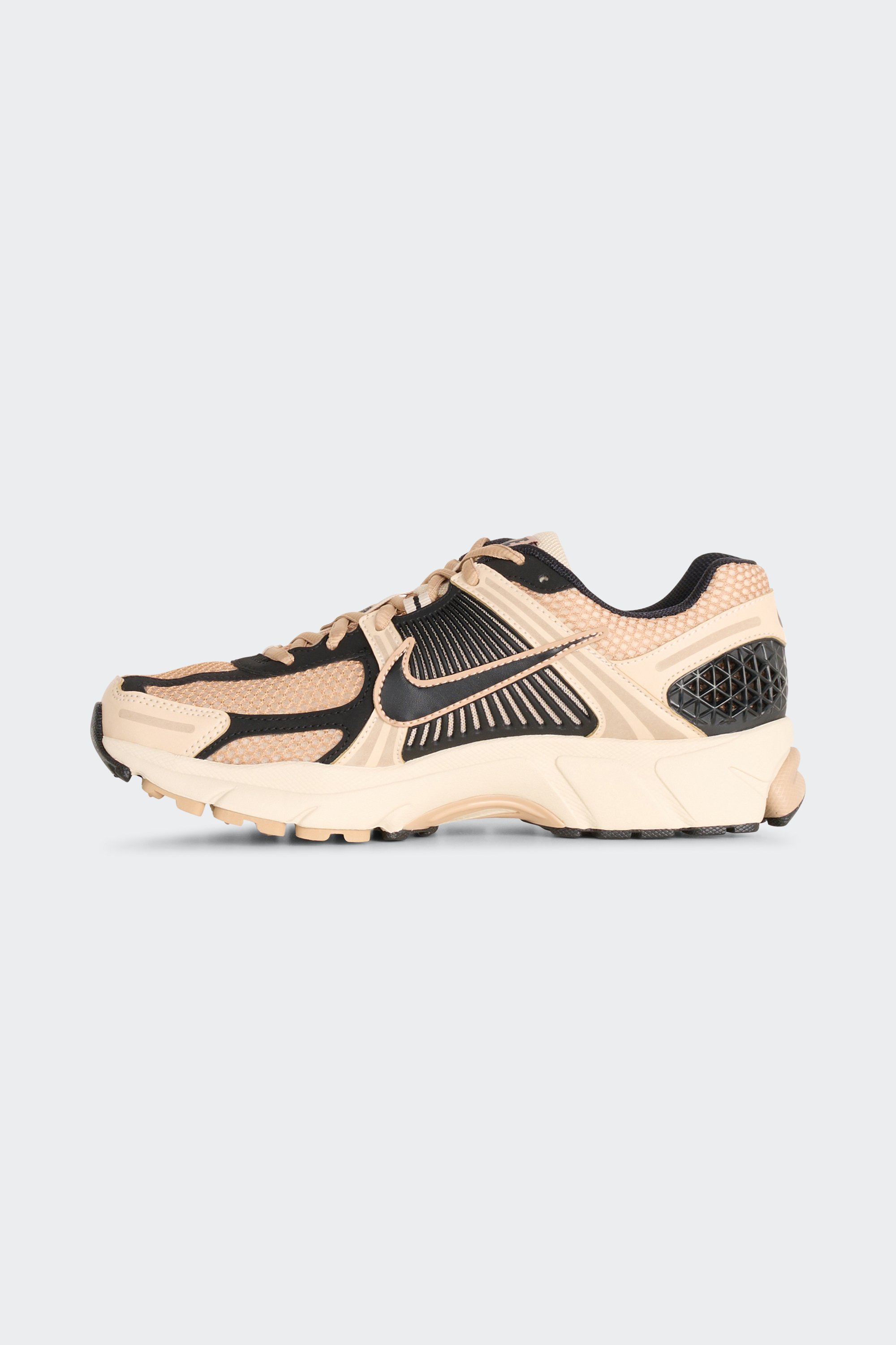 Baskets | Beige by NIKE Baskets Beige