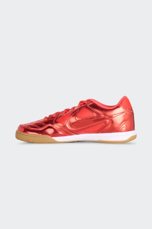 NIKE Baskets Rouge