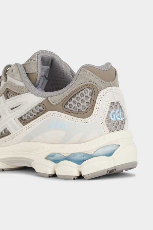 ASICS Baskets basses Gris