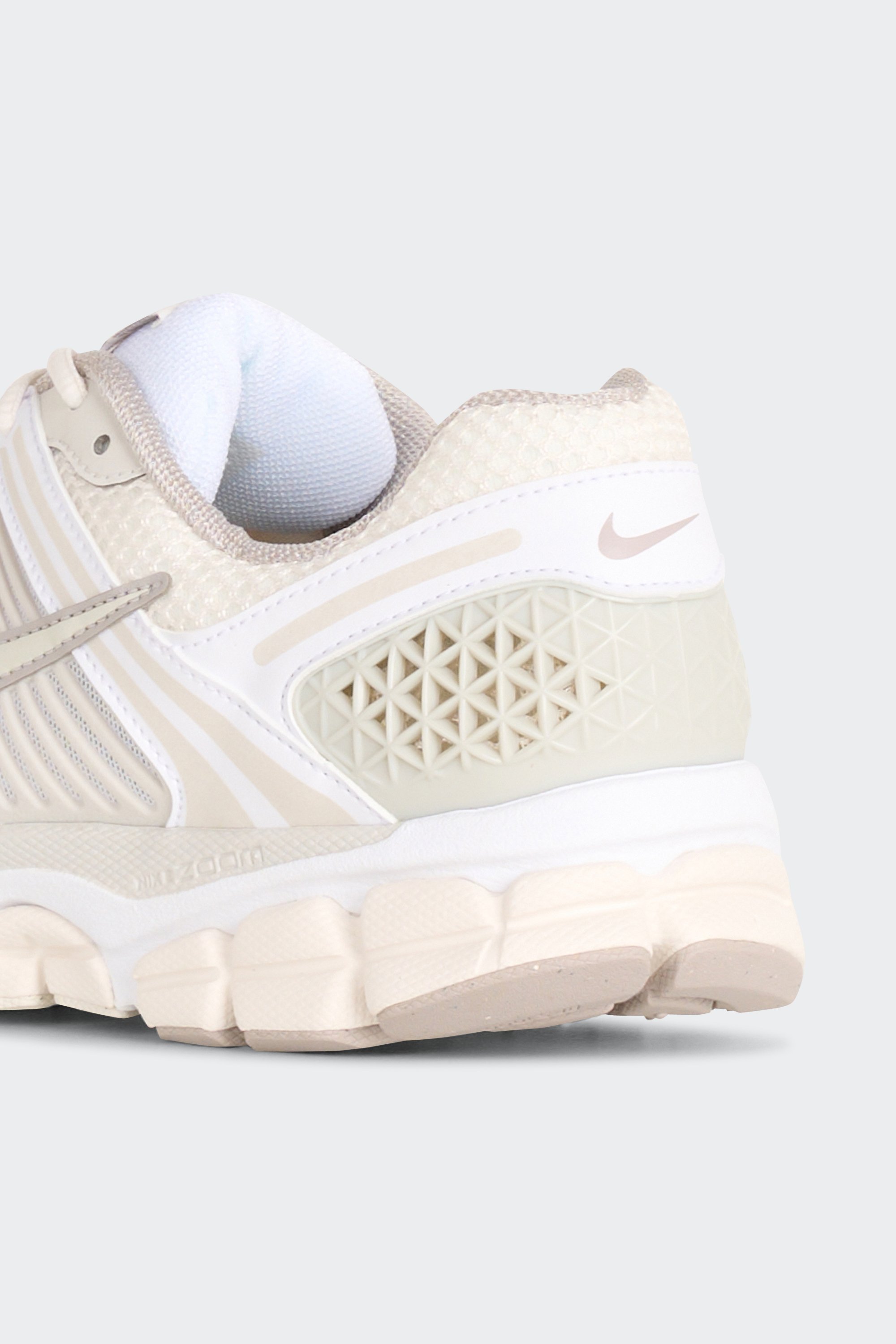 Baskets | Gris by NIKE Baskets Gris