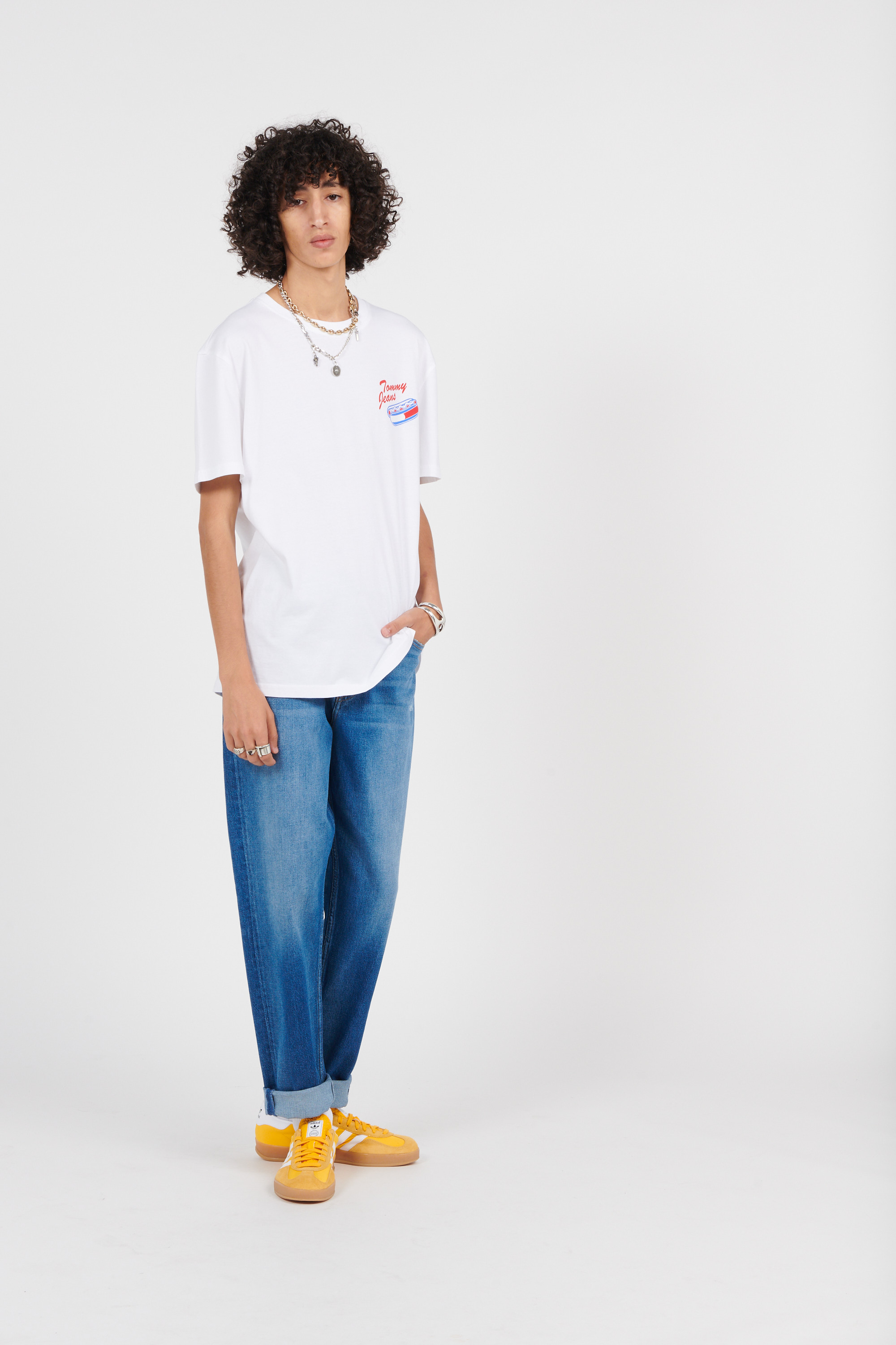 T-shirt White
