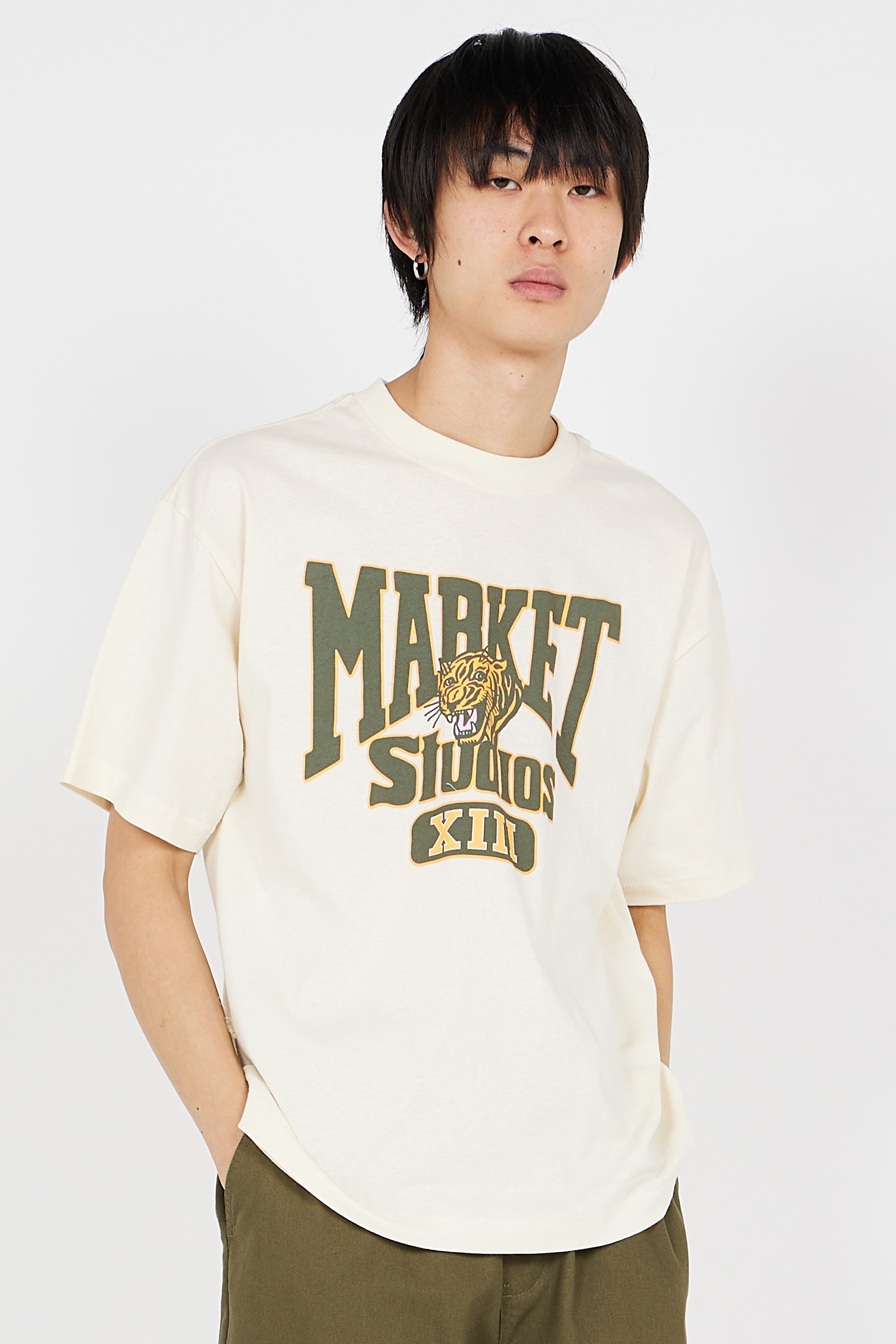 T-shirt | Beige by MARKET T-shirt Beige