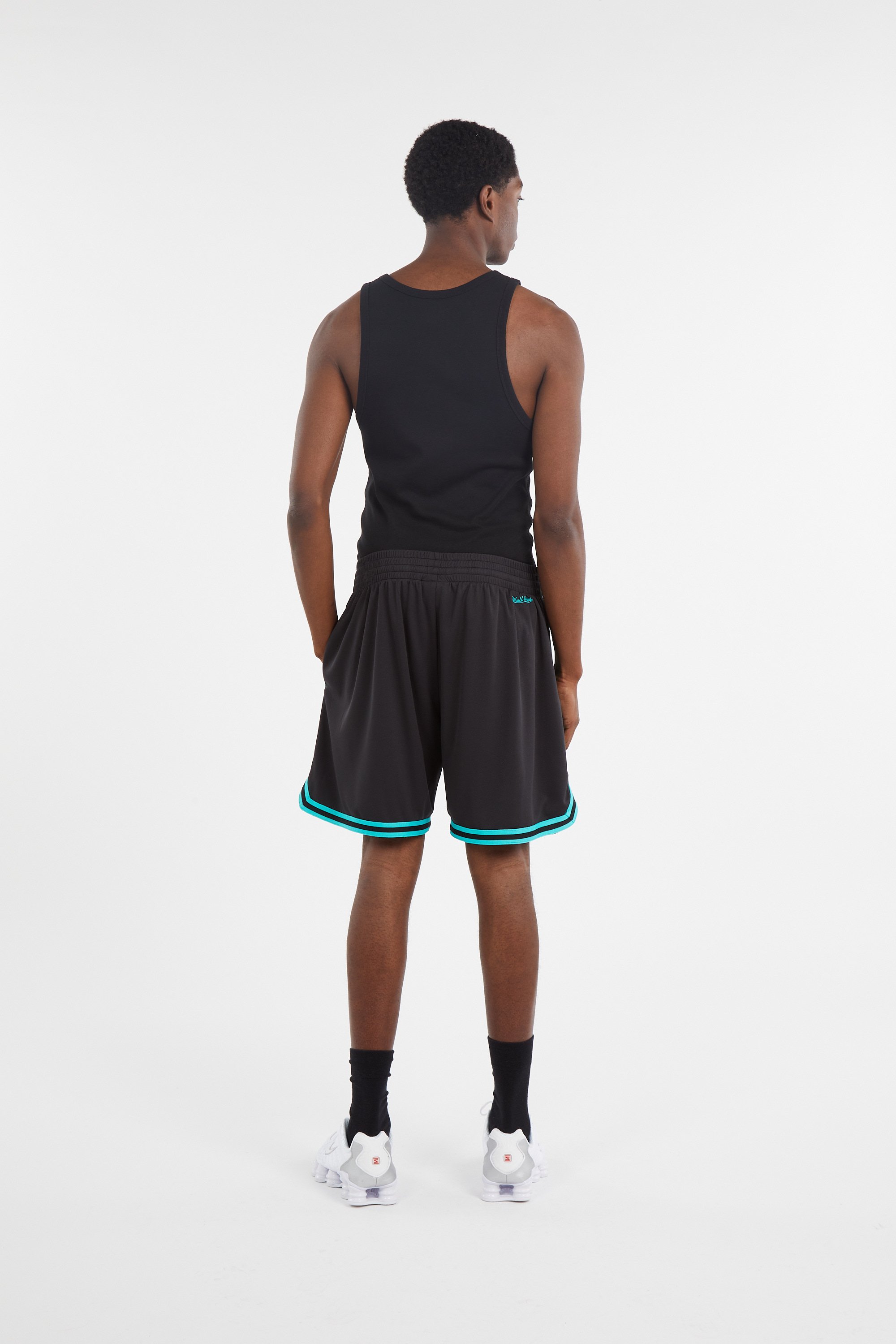 Short | Noir by MITCHELL & NESS Short Noir