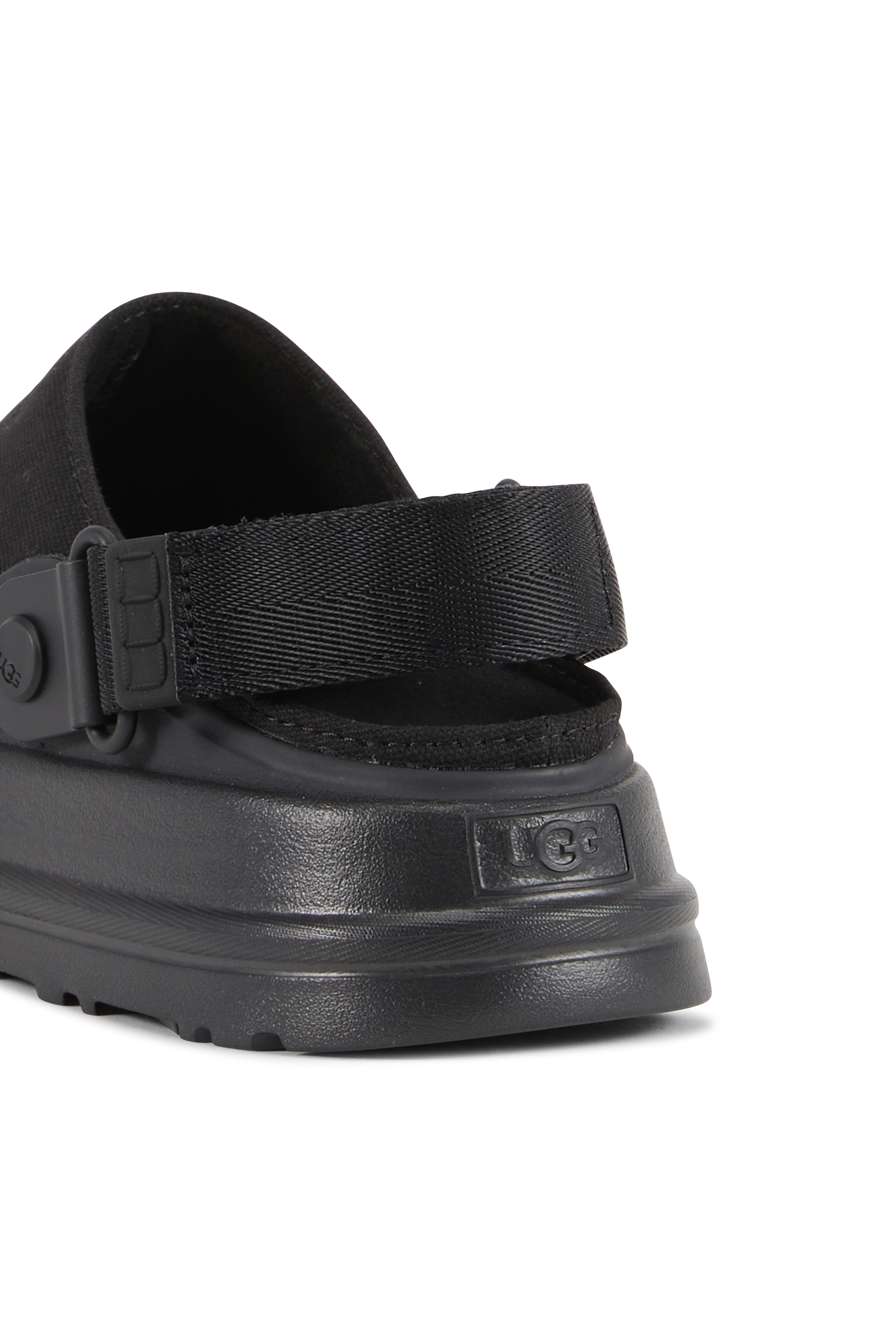 Flat furry sheepskin sandals Black