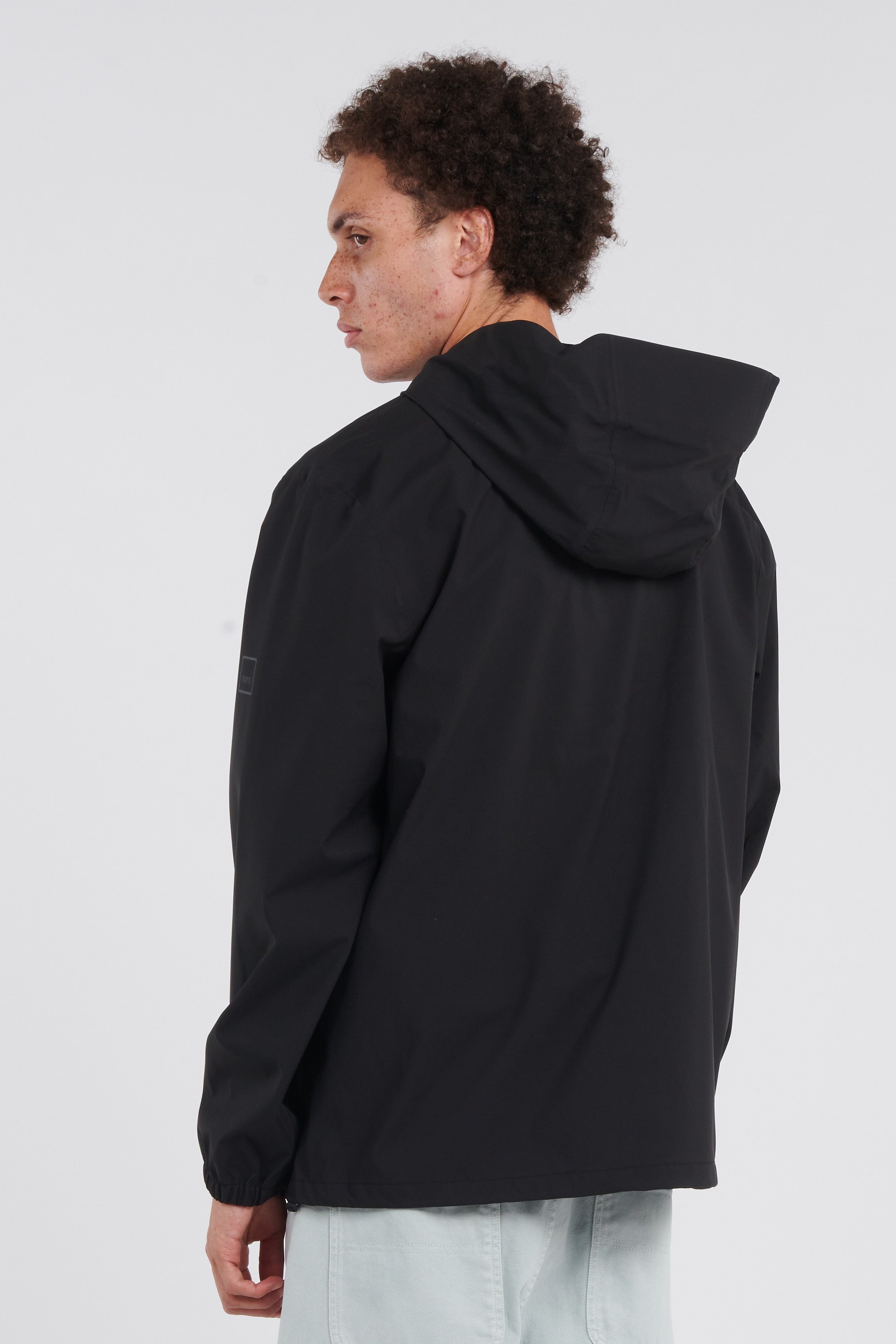Windbreaker | Black by RAINS Windbreaker Black