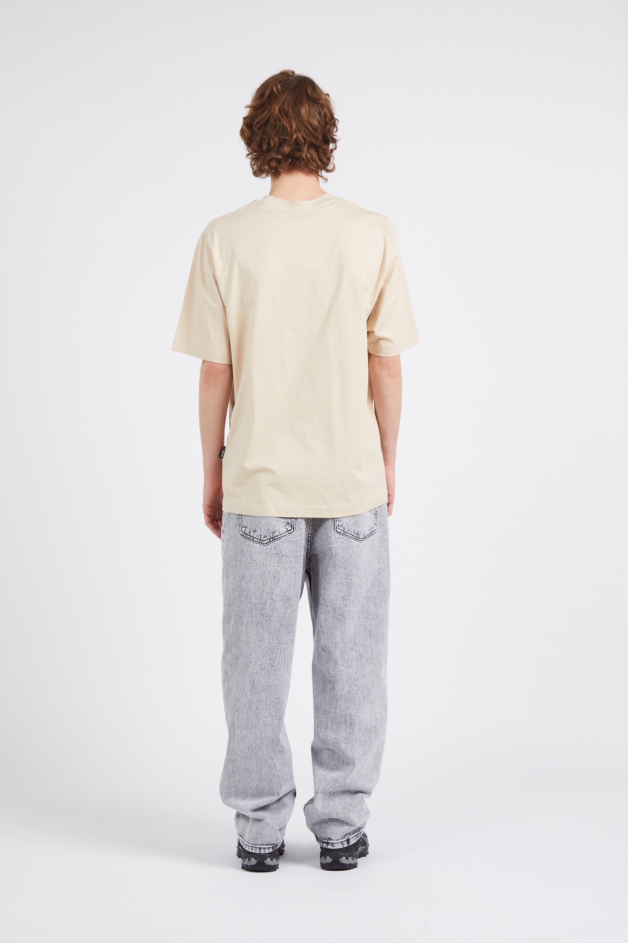 T-shirt | Beige by WASTED T-shirt Beige