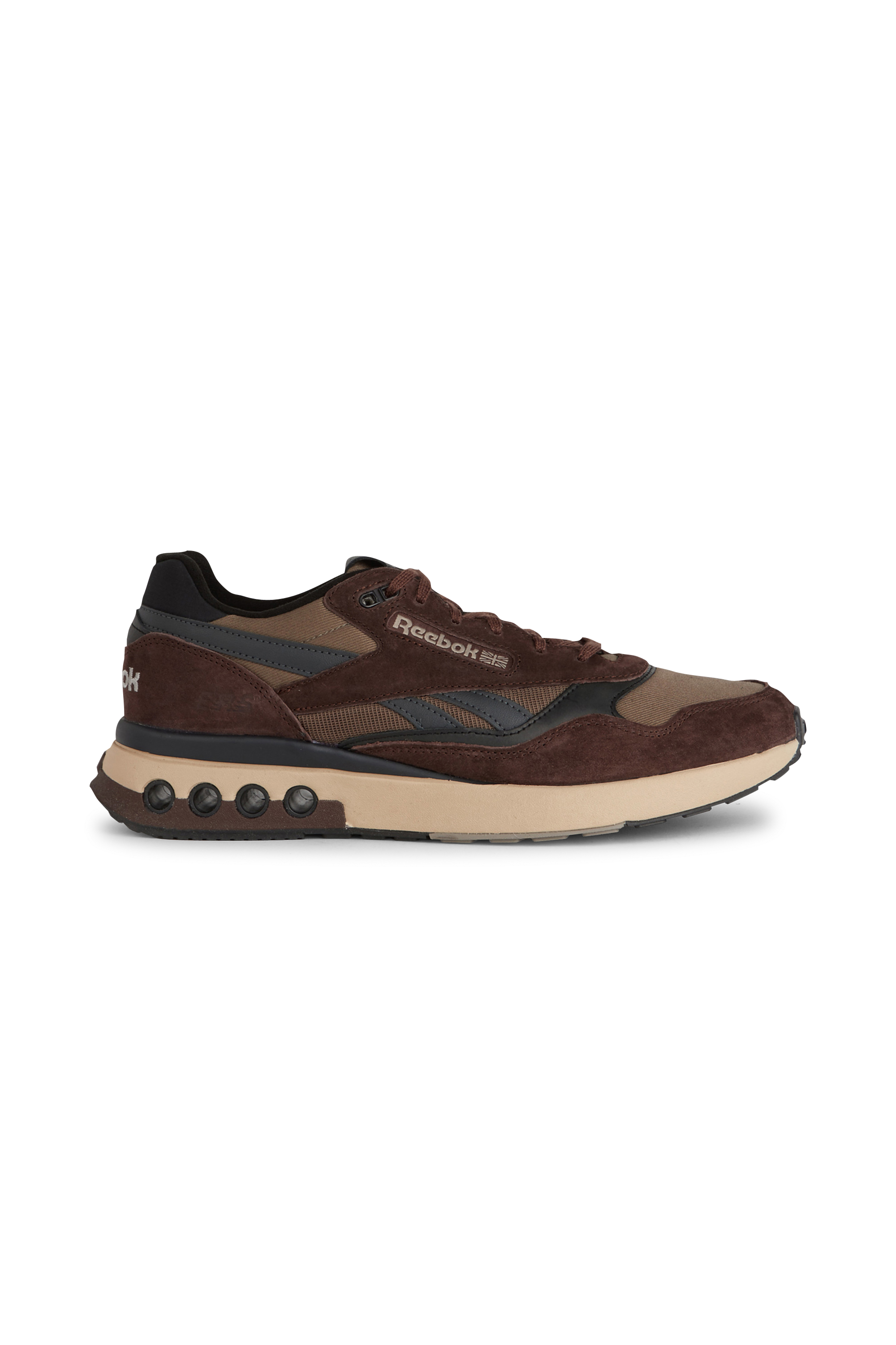 Sneakers Brown