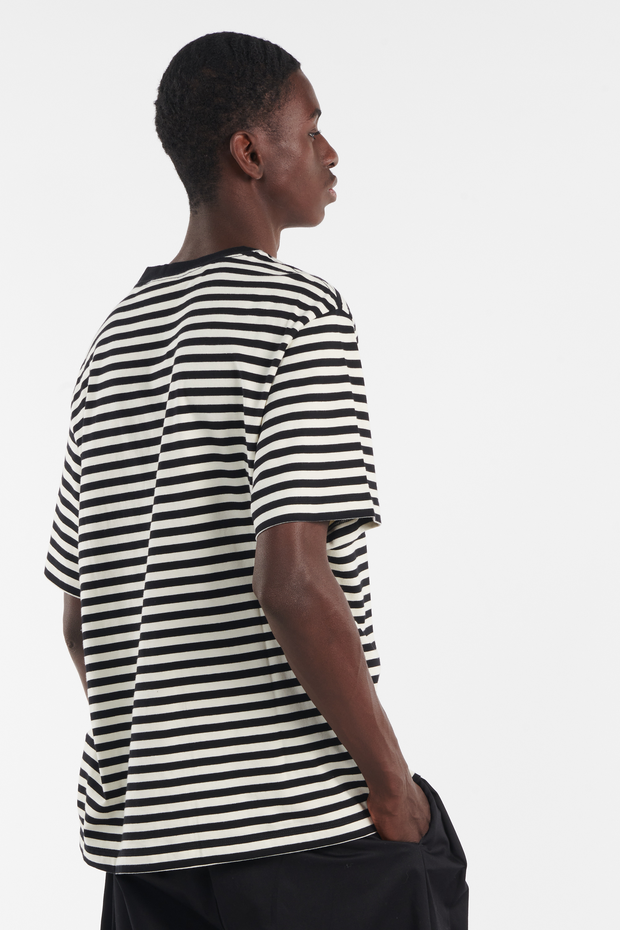 Regular-fit round-neck cotton T-shirt Black