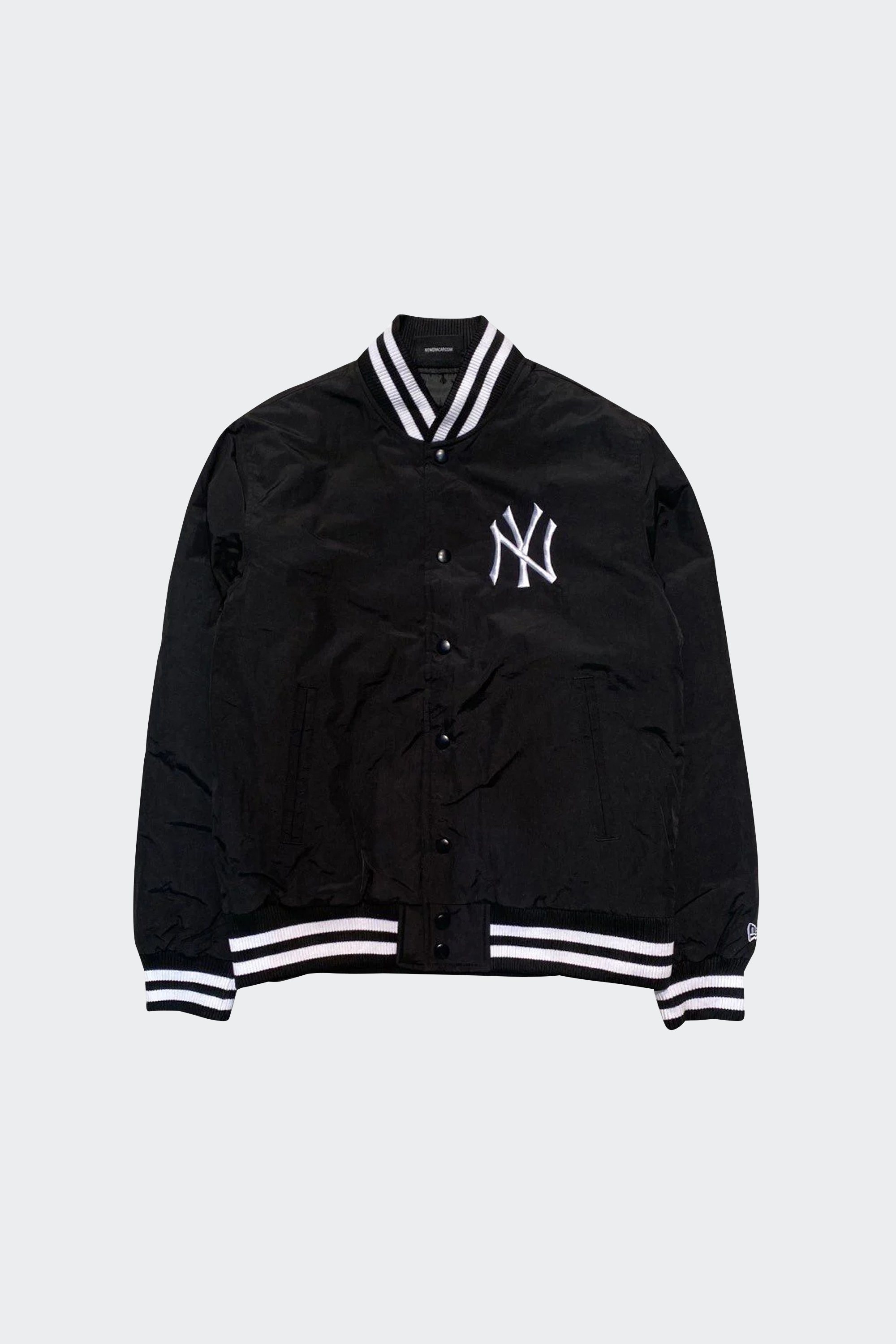 Jacket | Black by NEW ERA Jacket Black