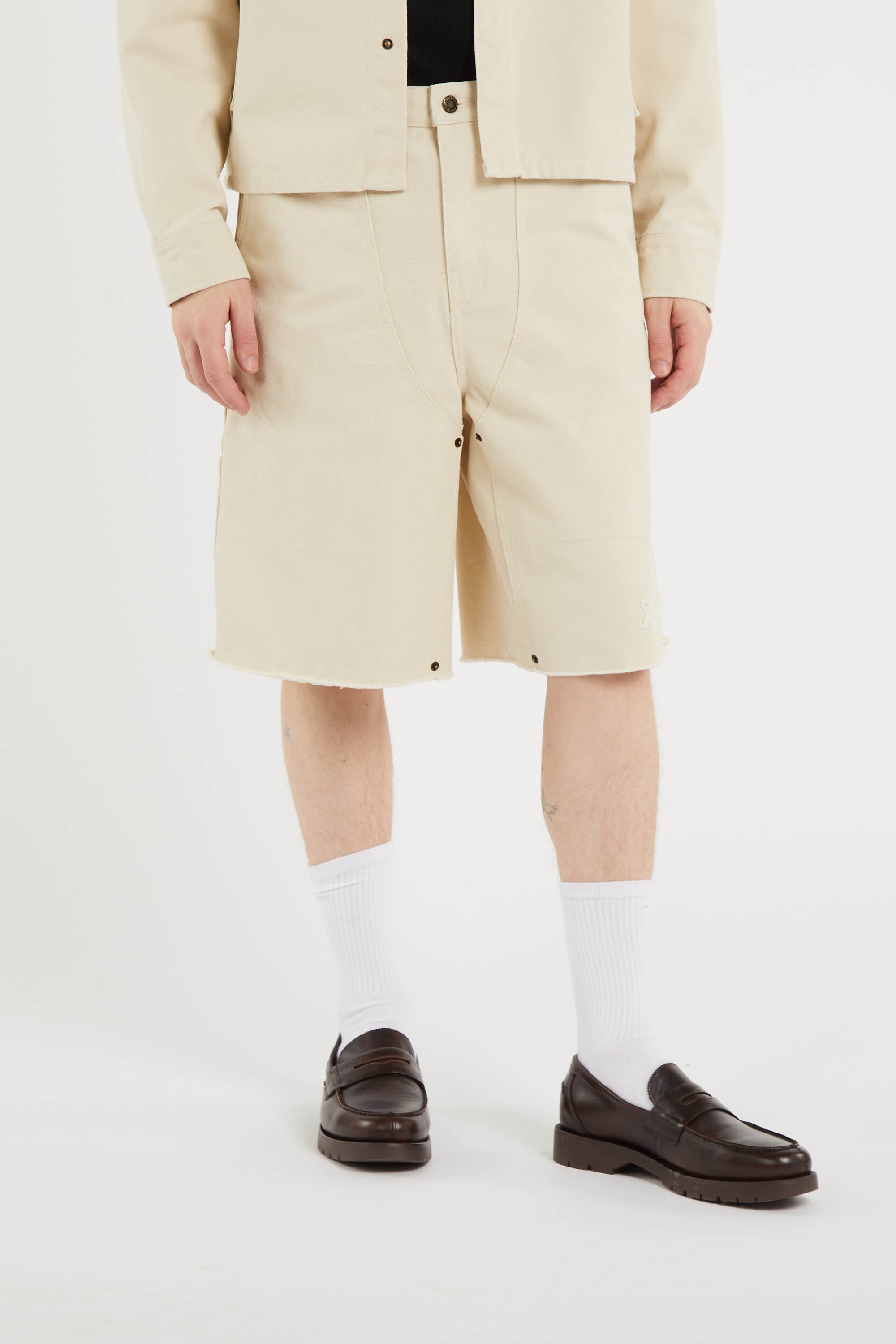 Short Beige